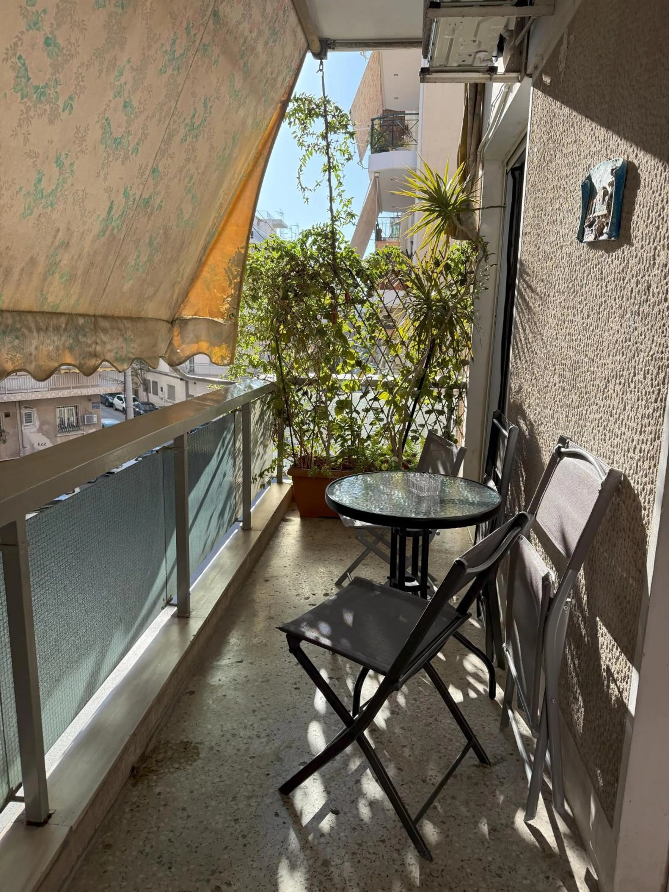 2 Bedrooms Apartment Center of Athens 4 min Subway