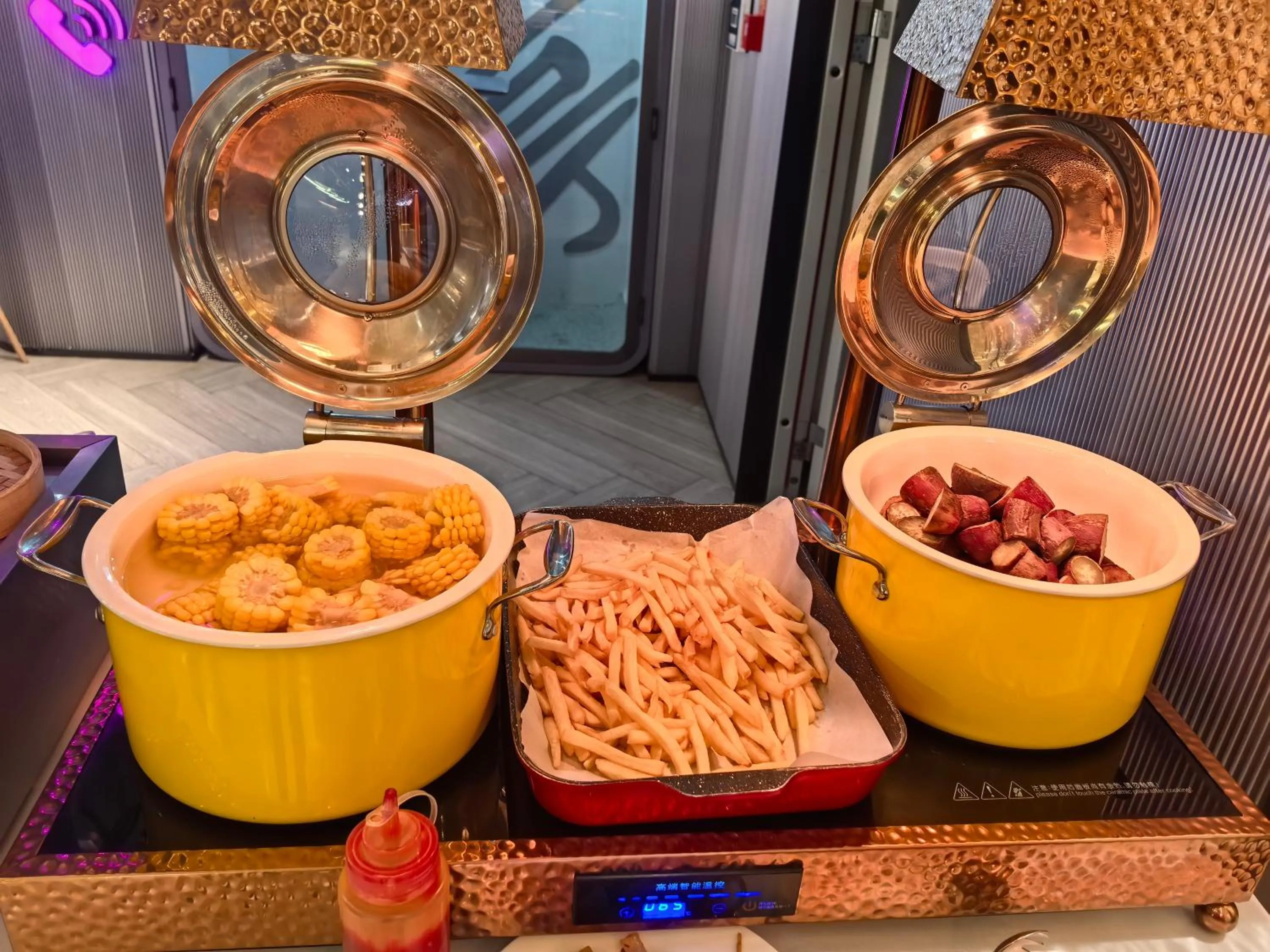 Breakfast in lyf Dayanta Xi'an by the Ascott Limited free gym & free park & free laundry room