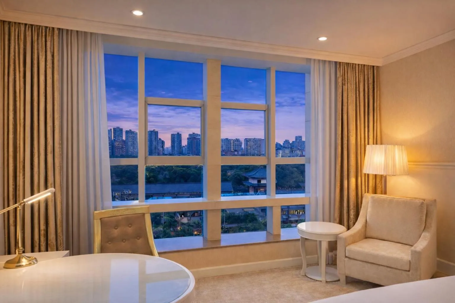 Twin Room in Sofis Jinyuan Hotel