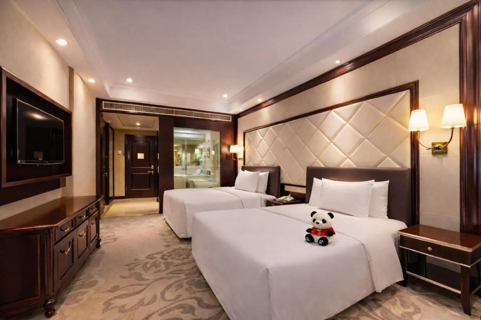 Twin Room in Sofis Jinyuan Hotel
