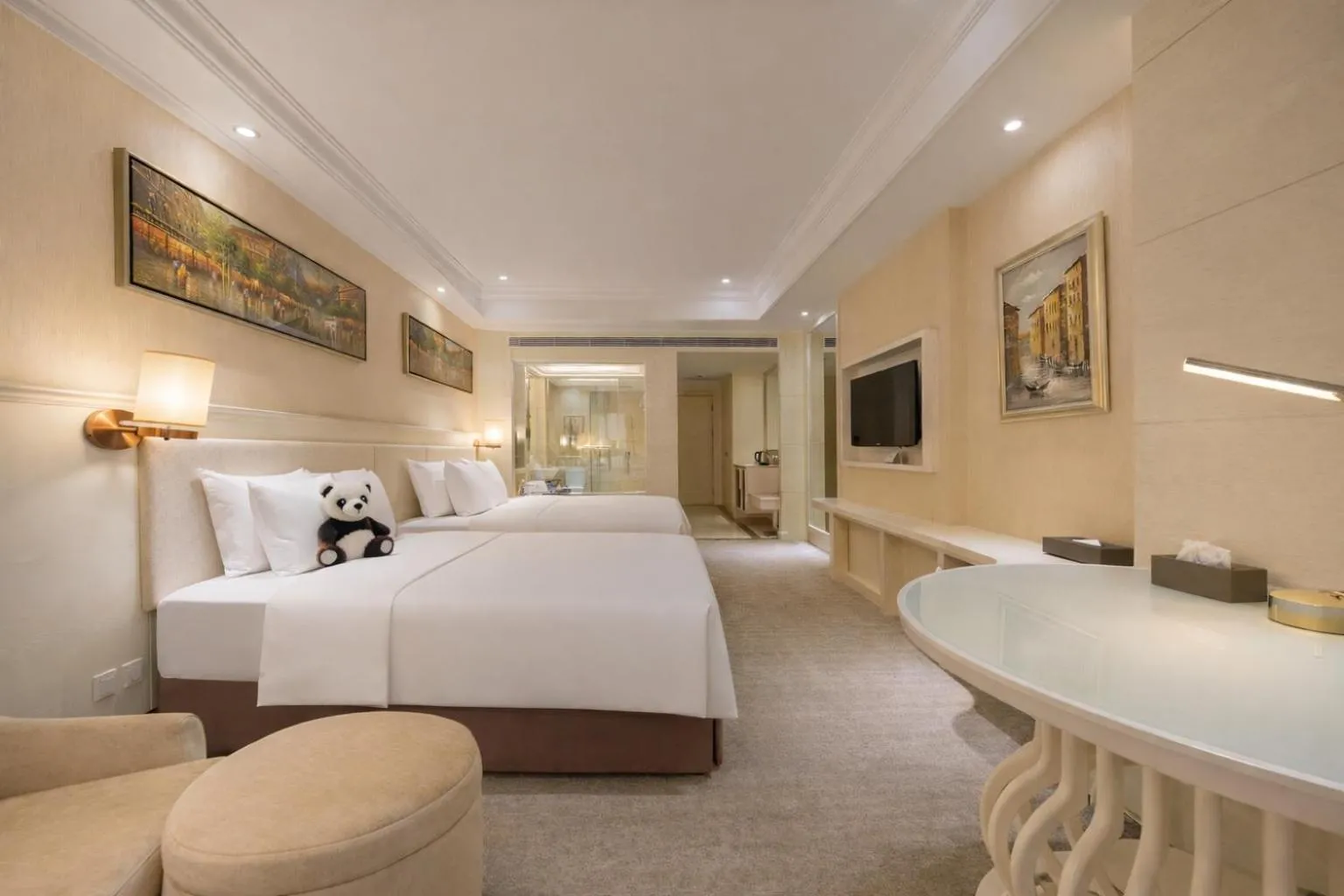 Twin Room in Sofis Jinyuan Hotel