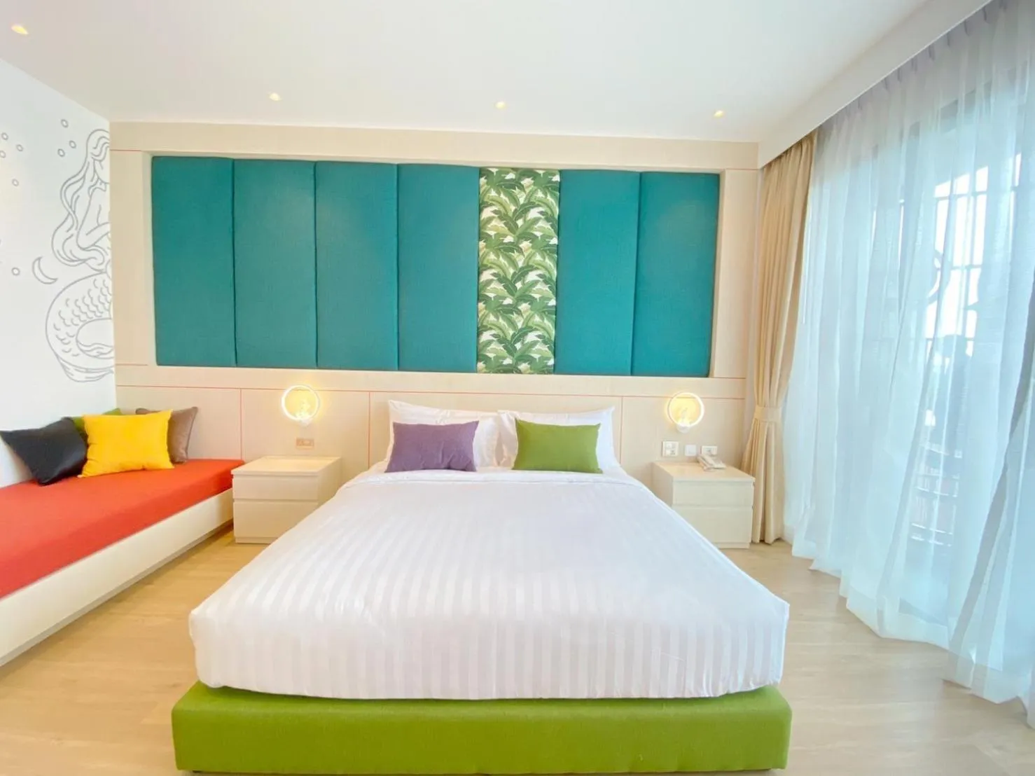 Bed in The Poem Hotel