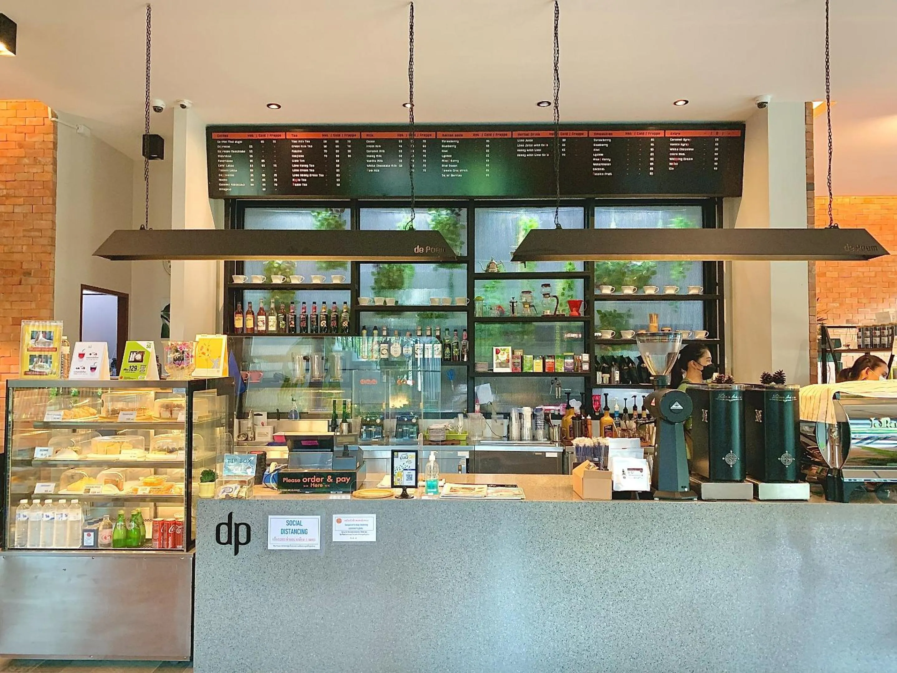 On-site shops in The Poem Hotel