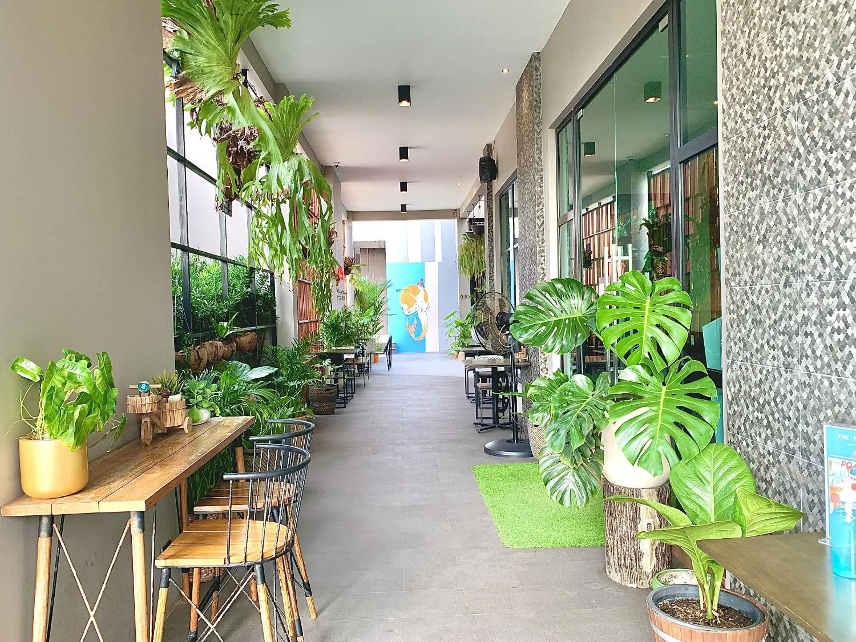 Facade/entrance in The Poem Hotel