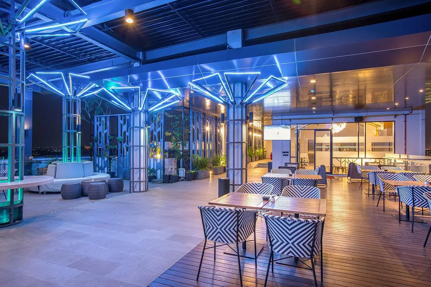 Lounge or bar in THE 1O1 Jakarta Airport CBC Lounge or bar in THE 1O1 Jakarta Airport CBC