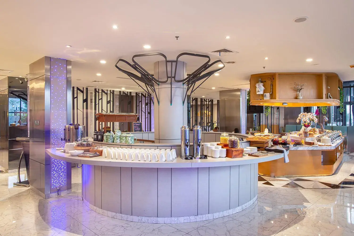 Restaurant/places to eat in THE 1O1 Jakarta Airport CBC Restaurant/places to eat in THE 1O1 Jakarta Airport CBC