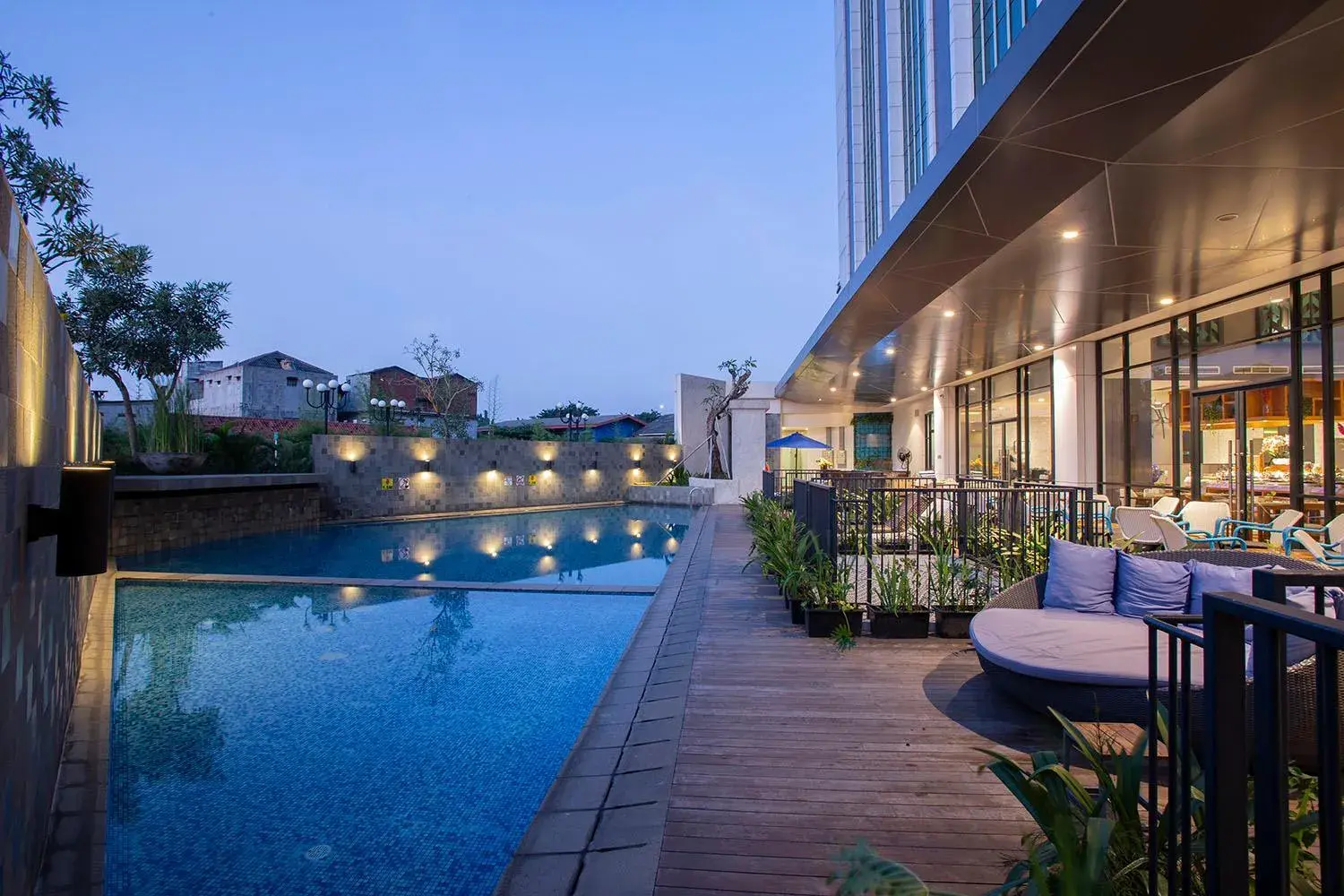 Swimming pool in THE 1O1 Jakarta Airport CBC Swimming pool in THE 1O1 Jakarta Airport CBC