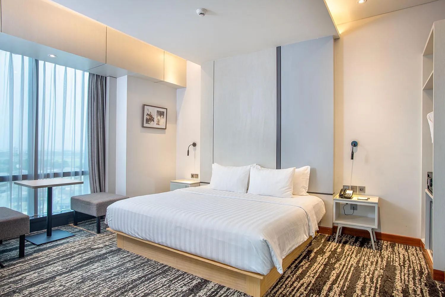 Bedroom, Bed in THE 1O1 Jakarta Airport CBC