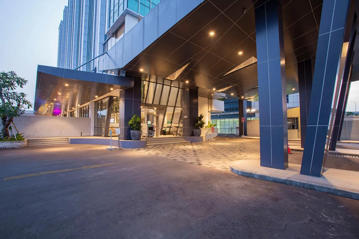 Lobby or reception in THE 1O1 Jakarta Airport CBC