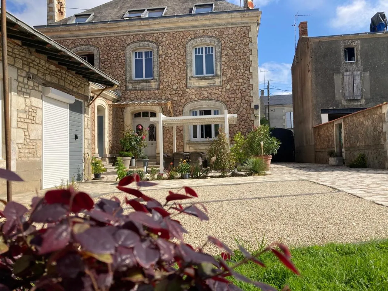 La Villa des Roses Gîte Chambres d'hôtes Piscine chauffée
