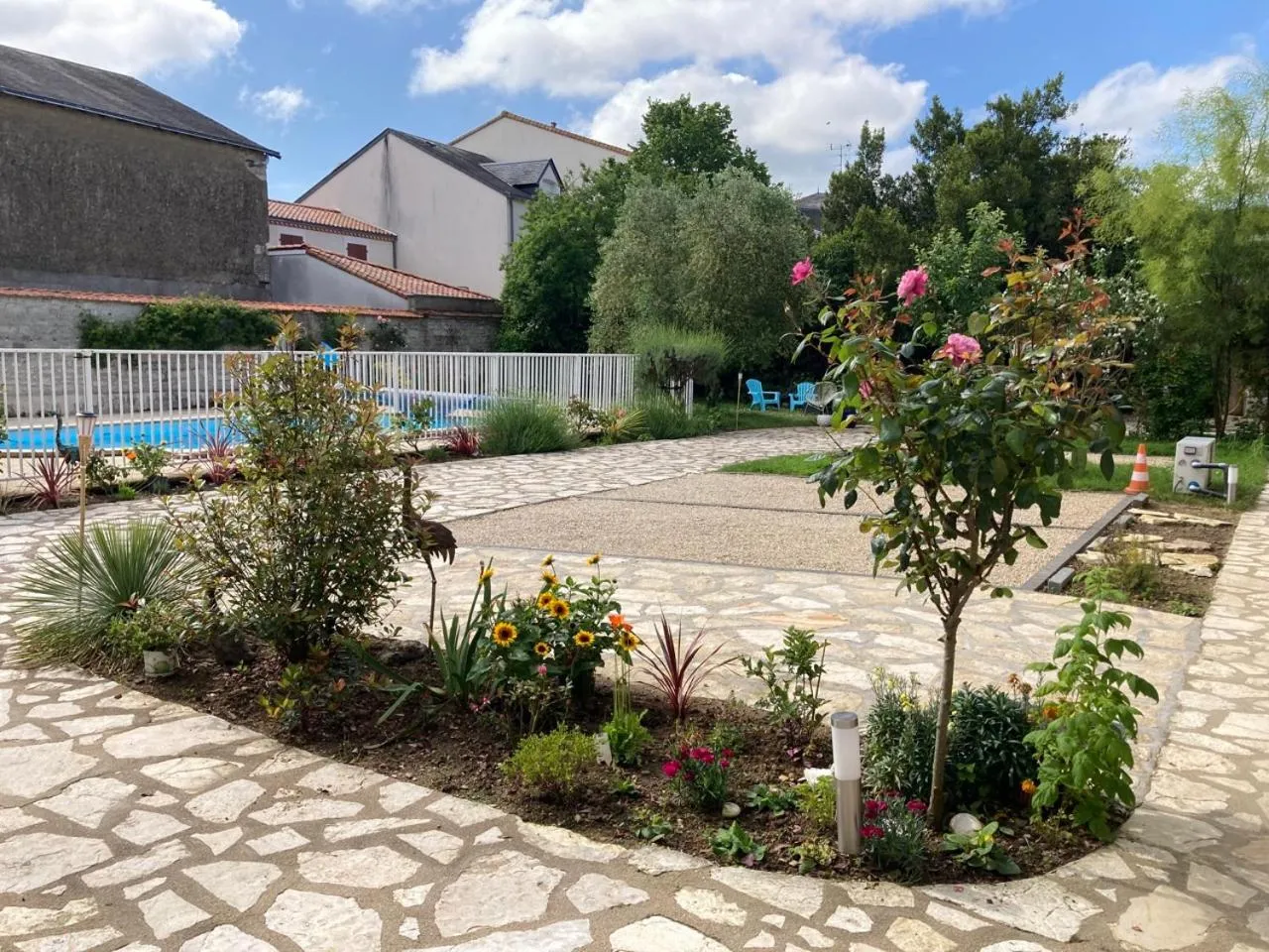 La Villa des Roses Gîte Chambres d'hôtes Piscine chauffée