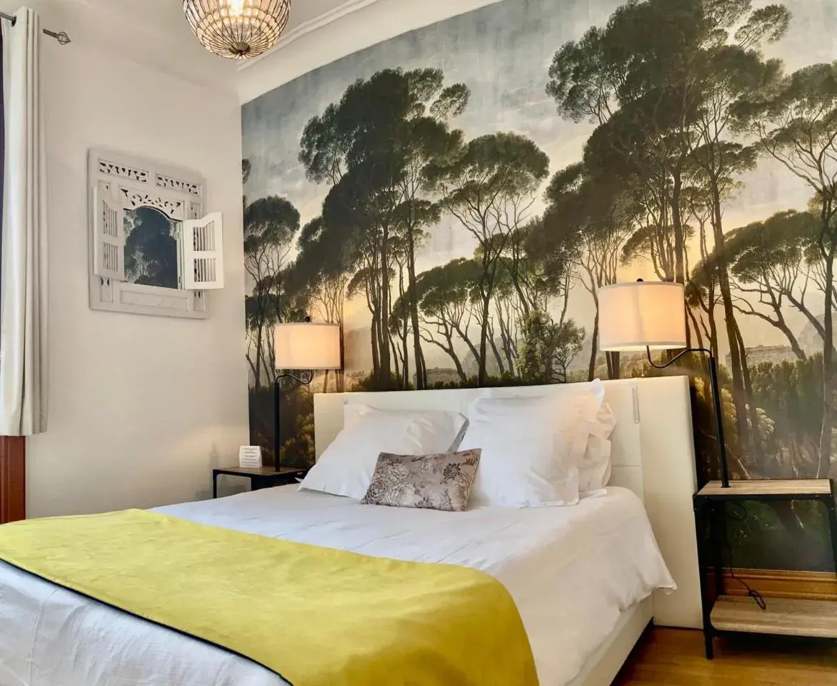 Double Room - single occupancy in La Villa des Roses Gîte Chambres d'hôtes Piscine chauffée Double Room - single occupancy in La Villa des Roses Gîte Chambres d'hôtes Piscine chauffée