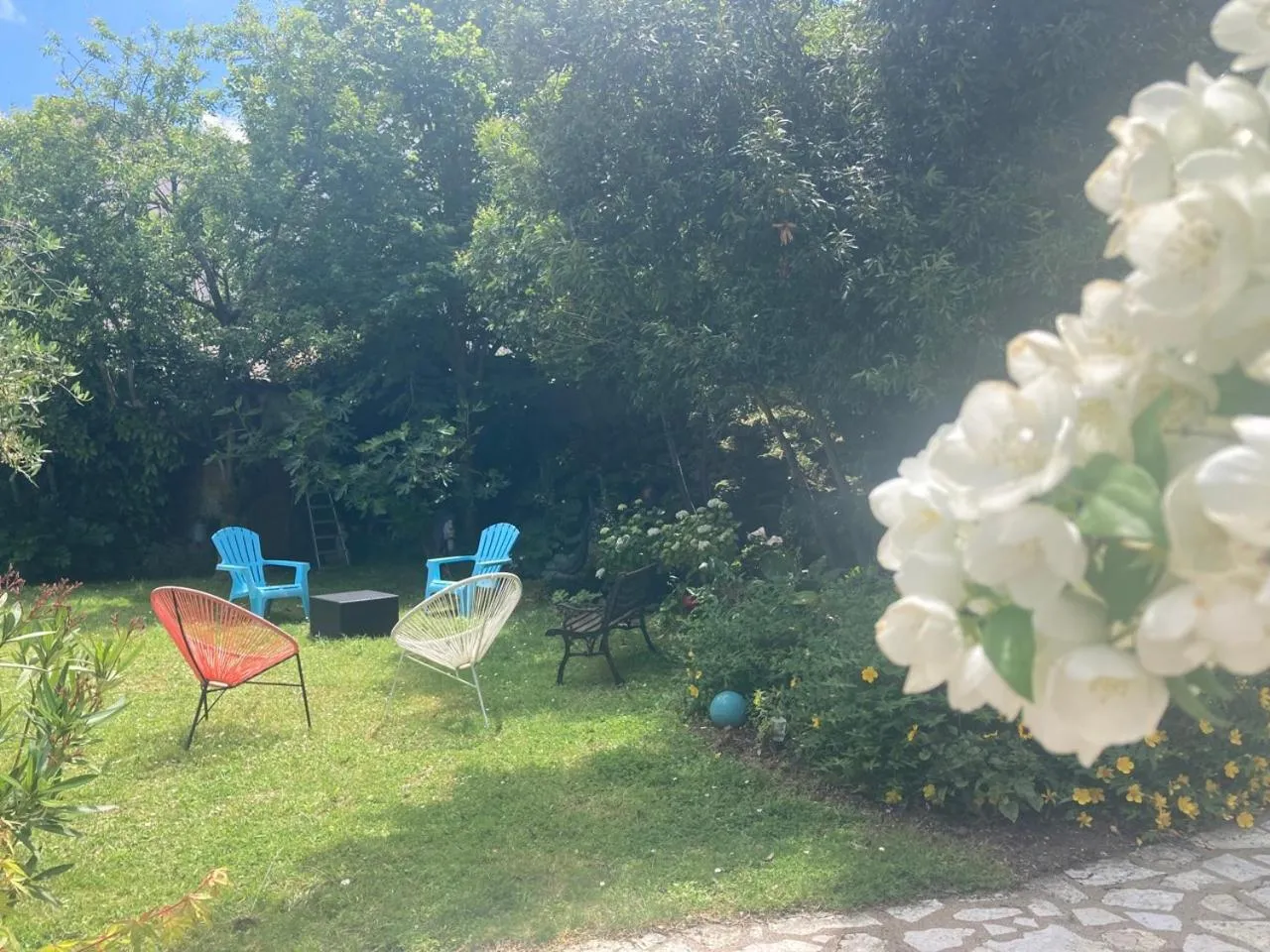 La Villa des Roses Gîte Chambres d'hôtes Piscine chauffée