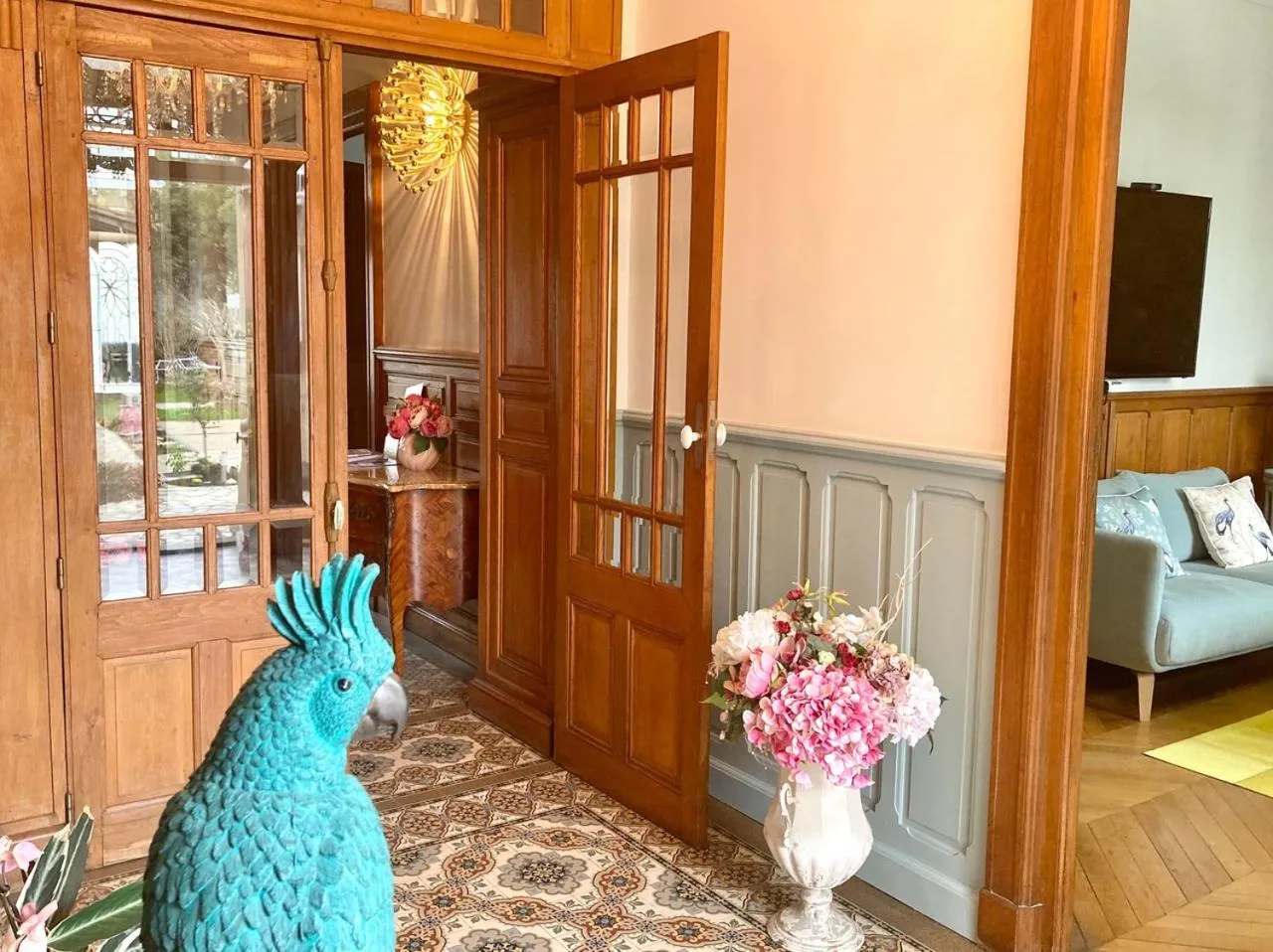 La Villa des Roses Gîte Chambres d'hôtes Piscine chauffée