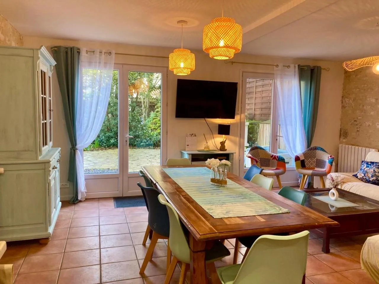 La Villa des Roses Gîte Chambres d'hôtes Piscine chauffée