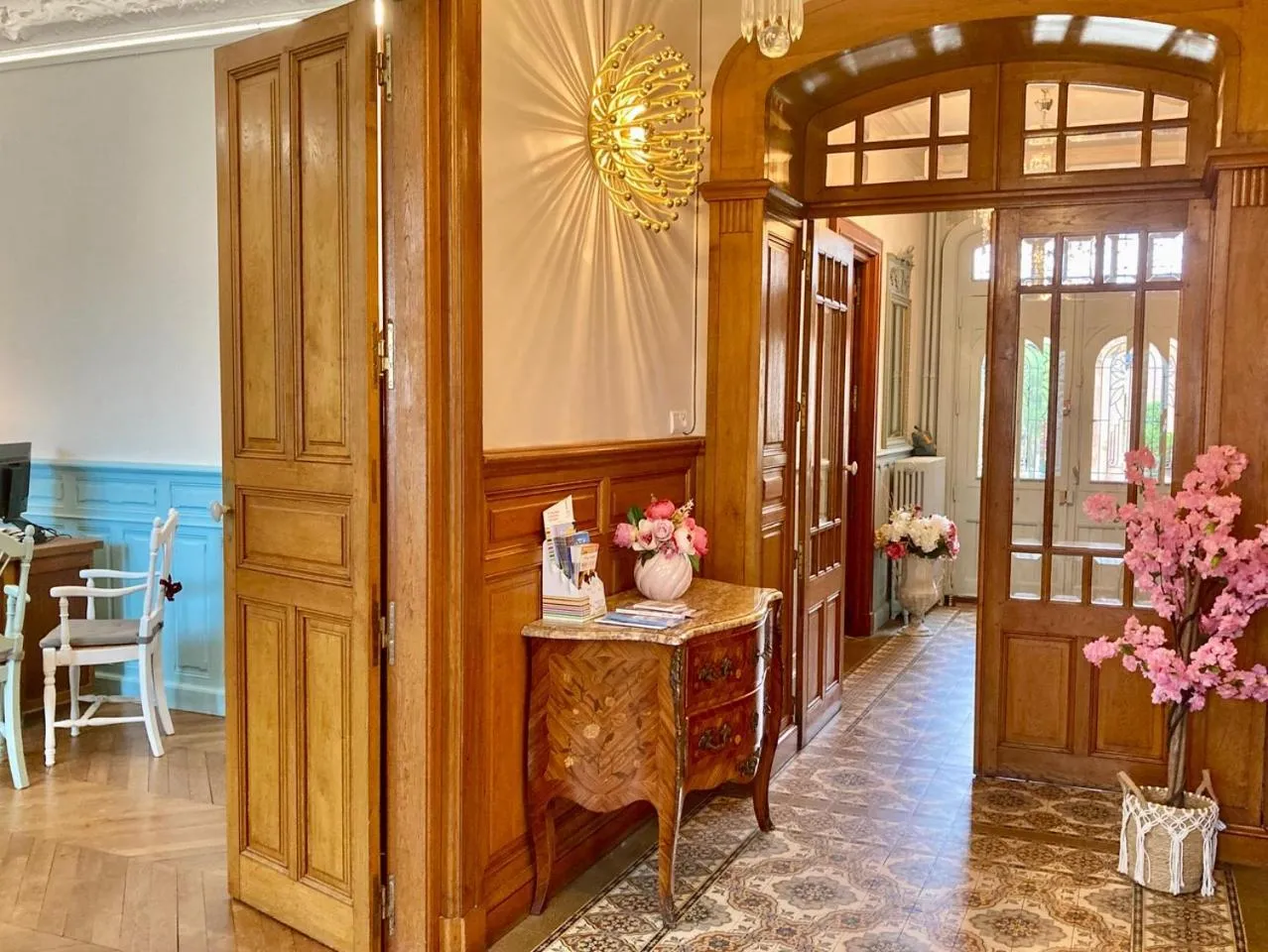 La Villa des Roses Gîte Chambres d'hôtes Piscine chauffée