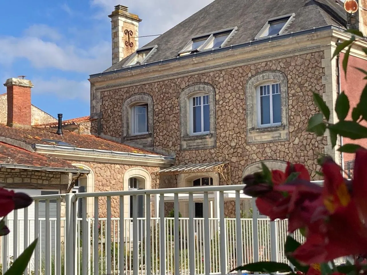 La Villa des Roses Gîte Chambres d'hôtes Piscine chauffée