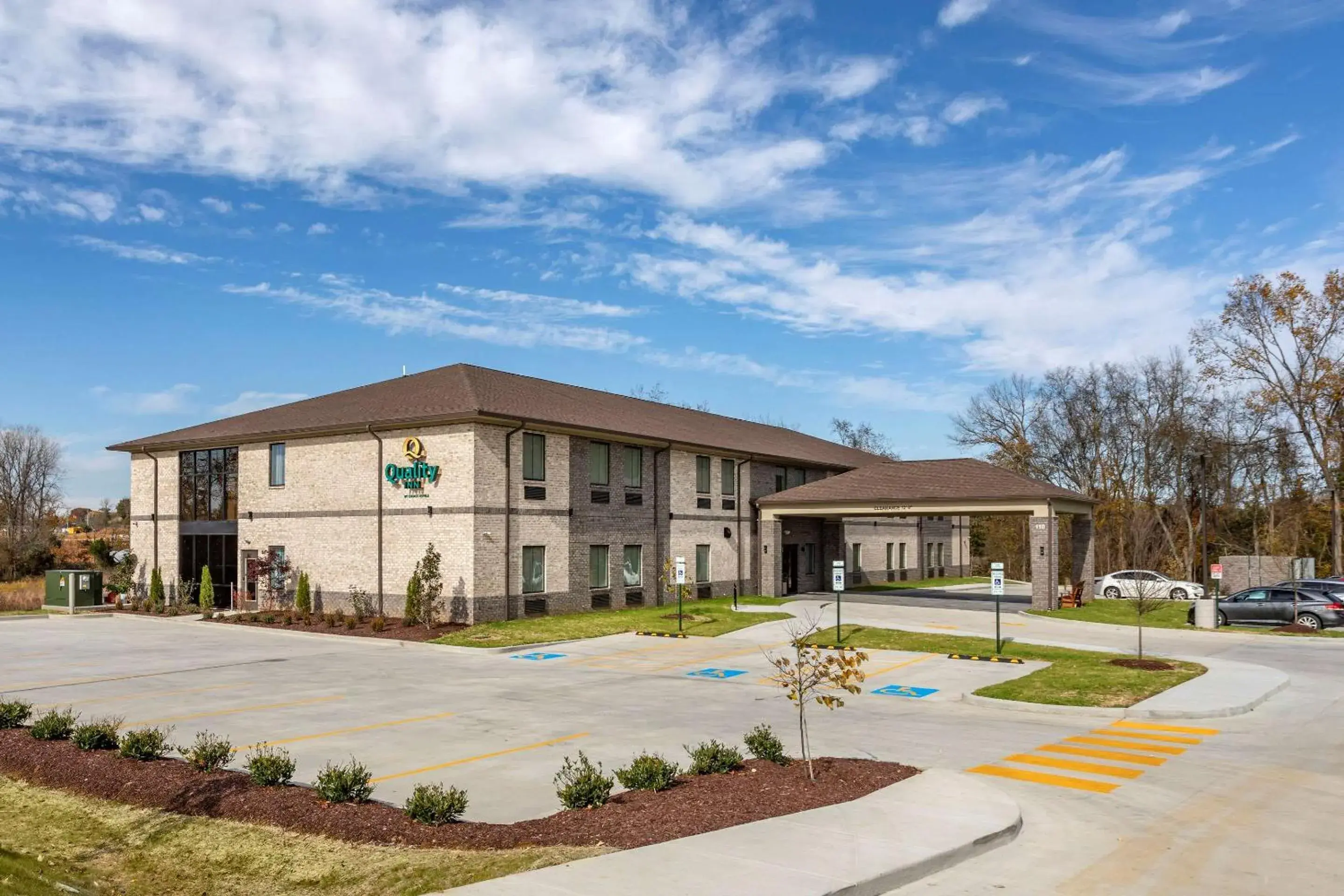 Property building in Quality Inn Lebanon - Nashville Area Property building in Quality Inn Lebanon - Nashville Area