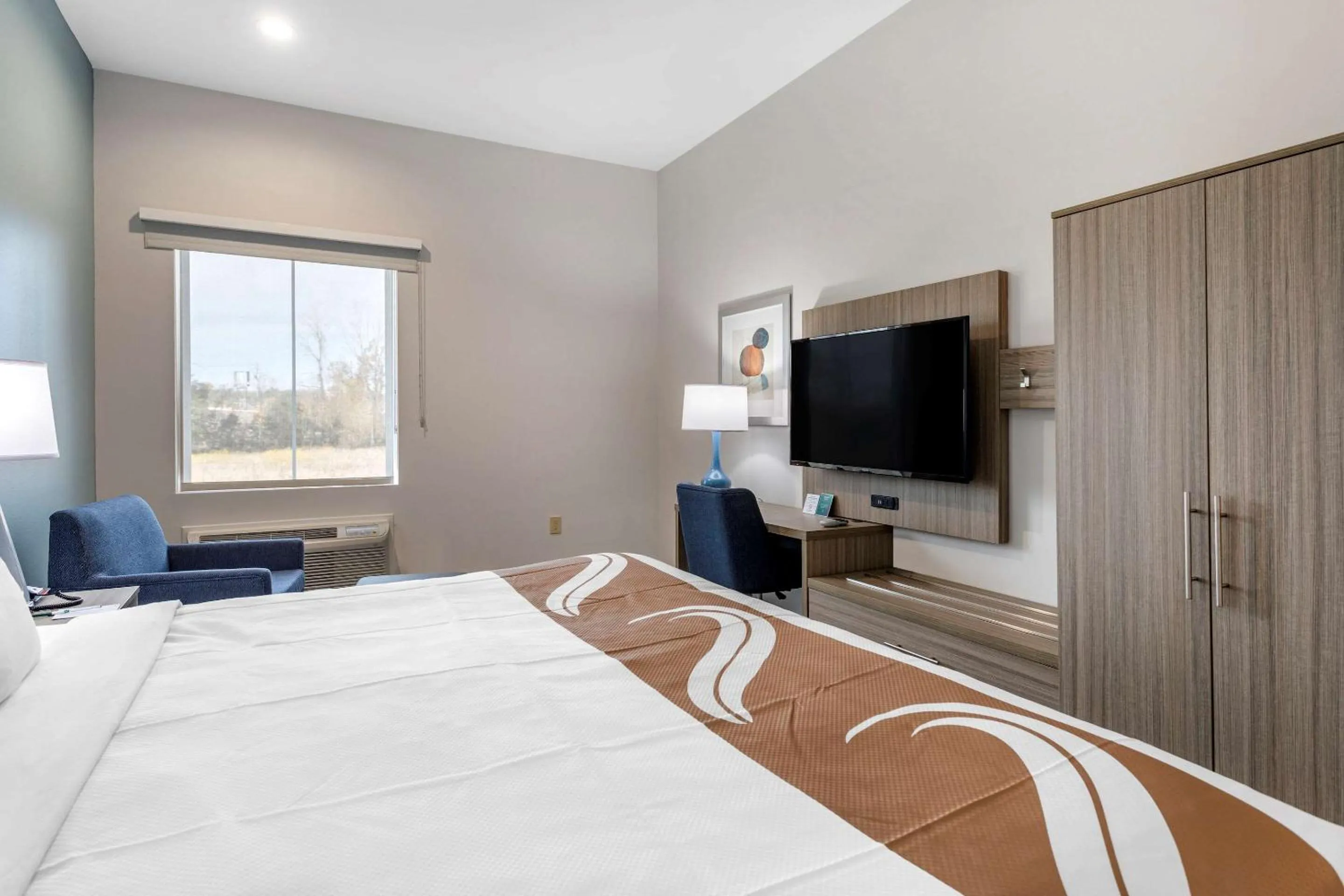 Photo of the whole room in Quality Inn Lebanon - Nashville Area