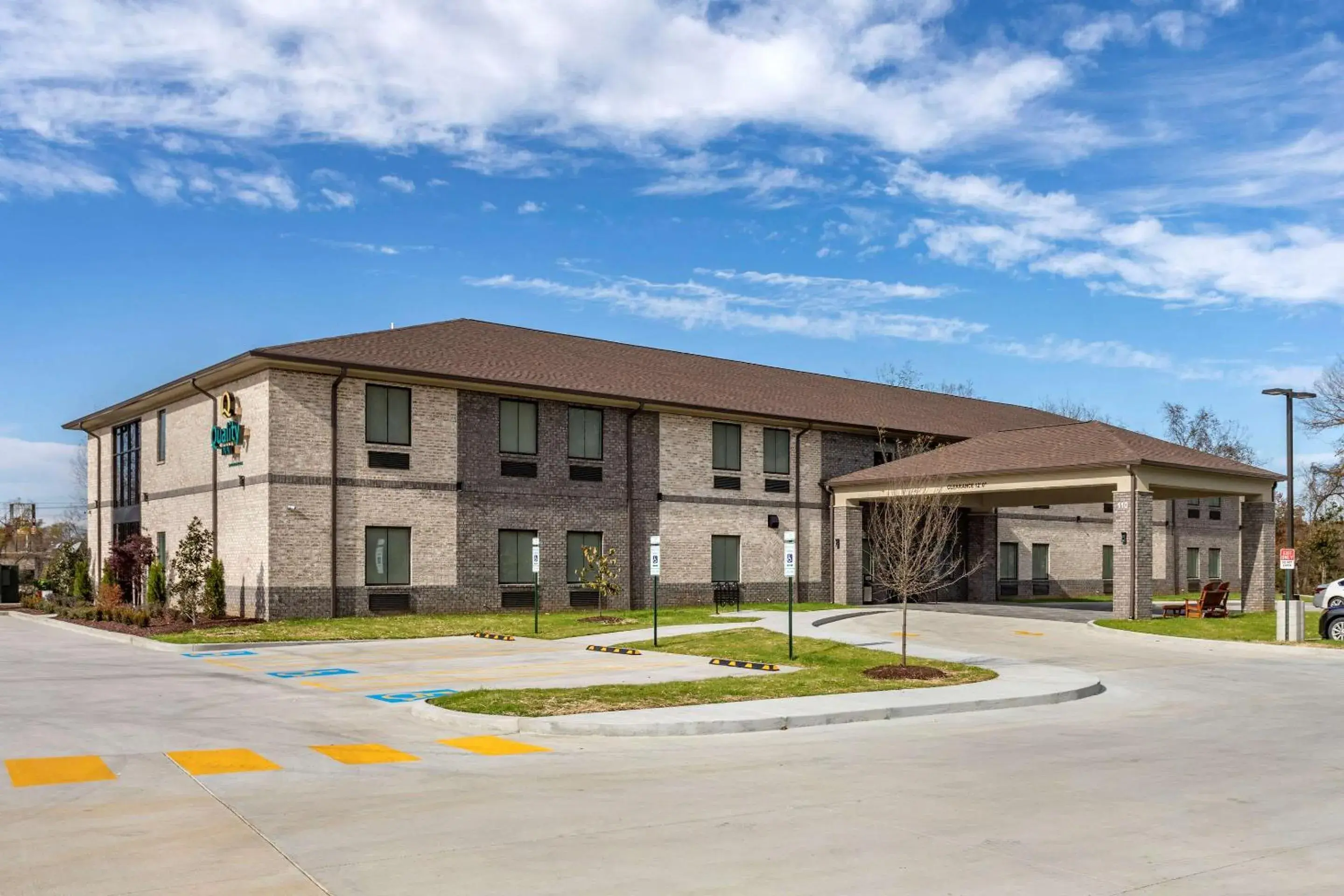 Property building in Quality Inn Lebanon - Nashville Area Property building in Quality Inn Lebanon - Nashville Area