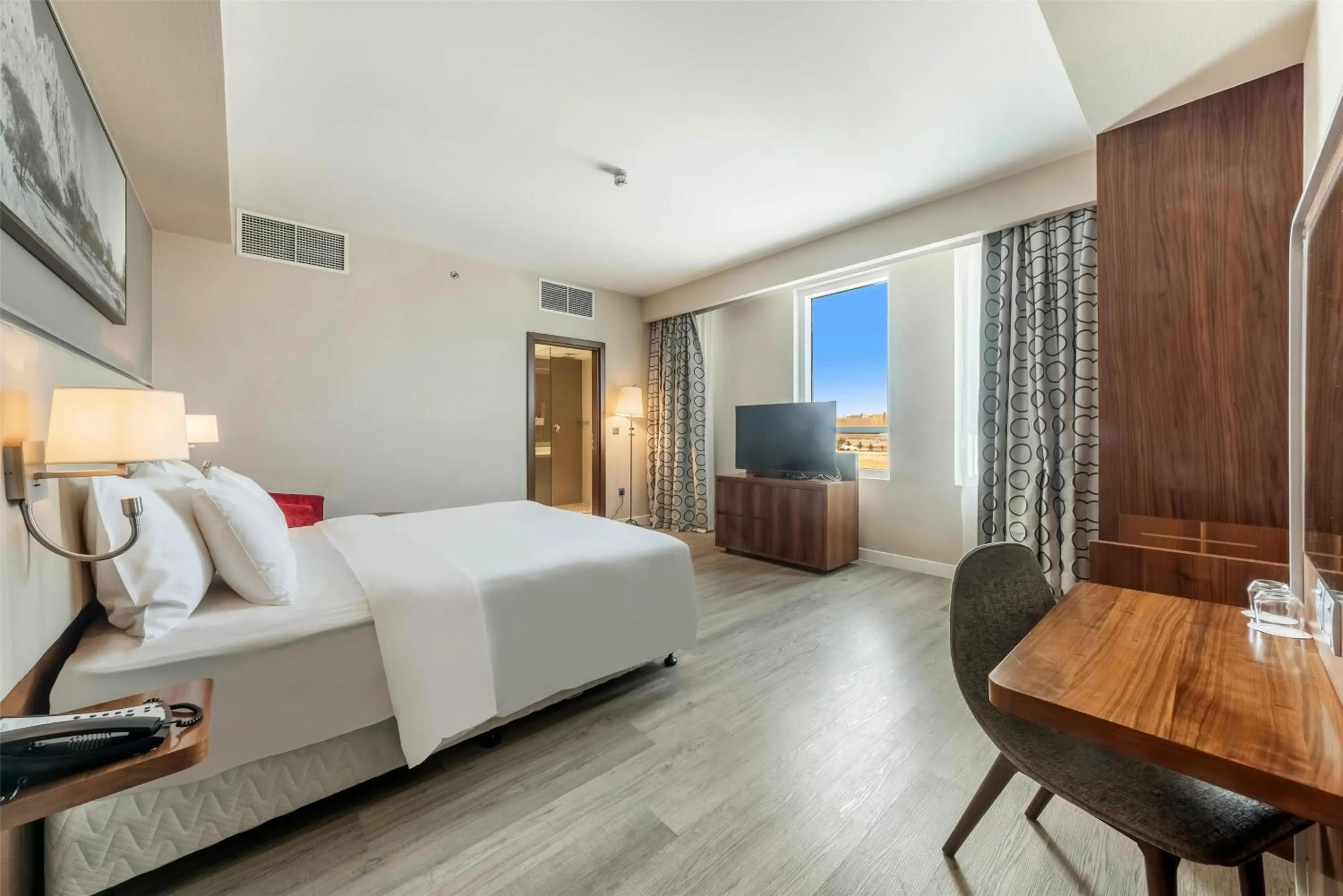 Photo of the whole room, Bed in Radisson Resort Ras Al Khaimah Marjan Island