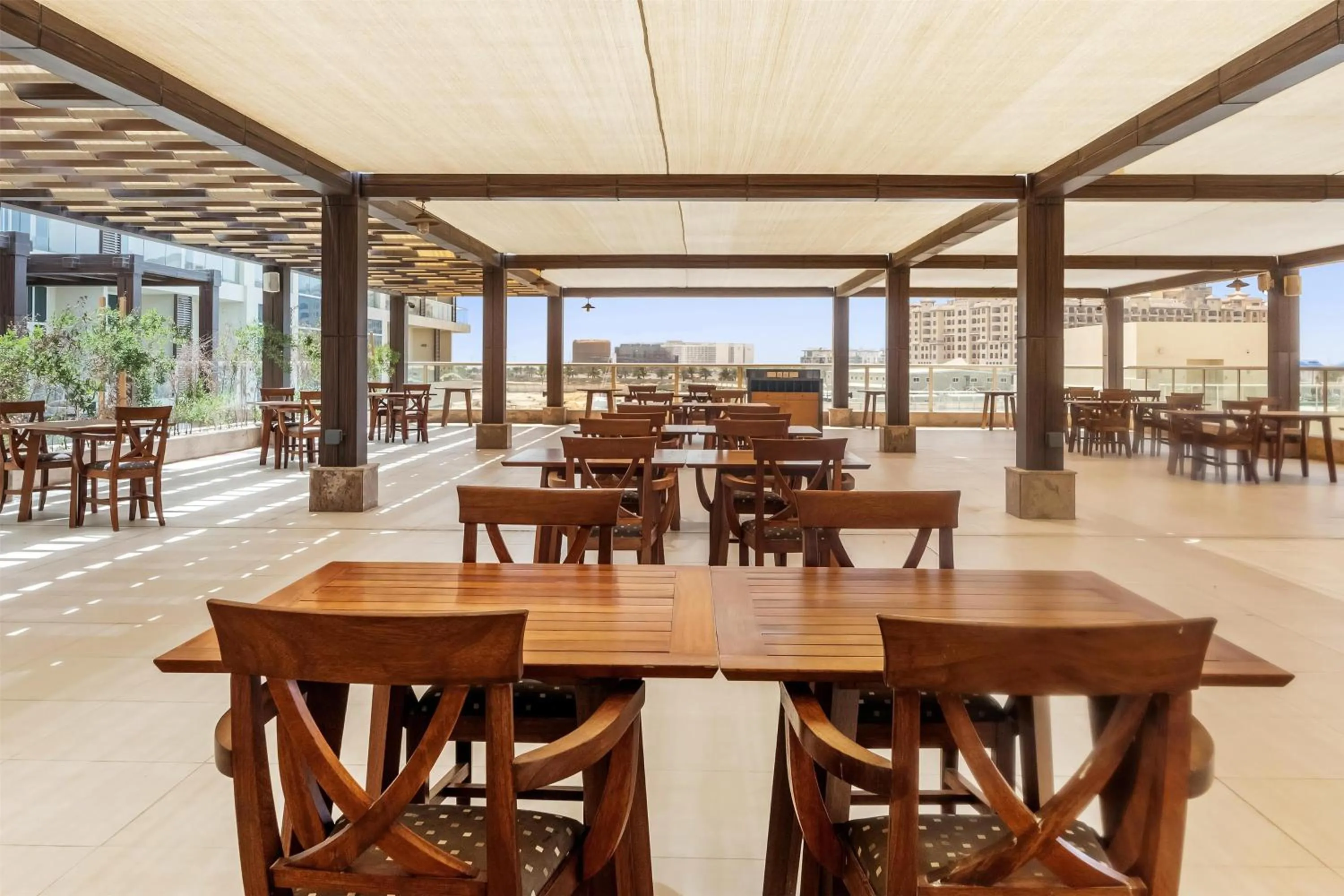 Restaurant/places to eat in Radisson Resort Ras Al Khaimah Marjan Island
