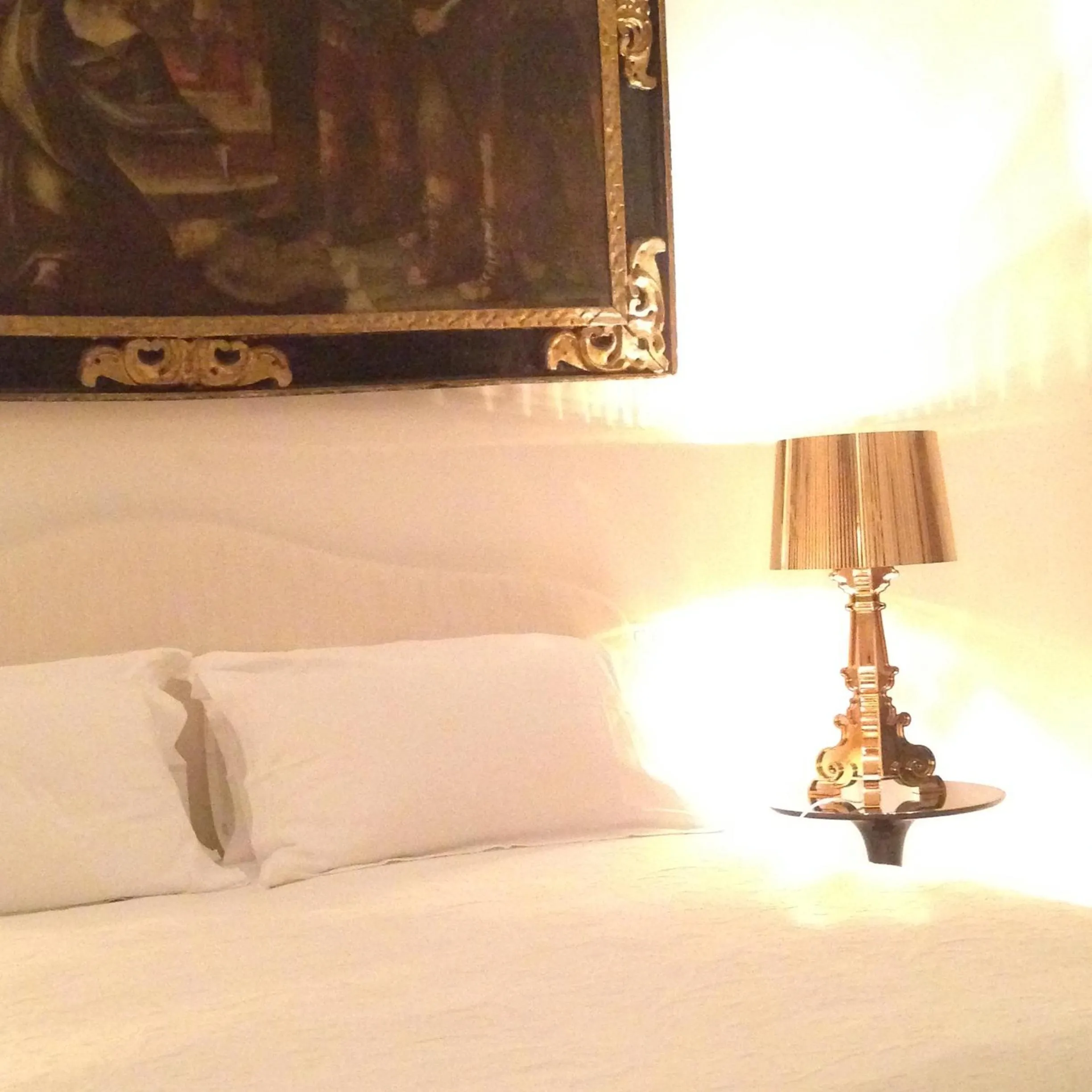 Decorative detail, Bed in Casa d'Autore