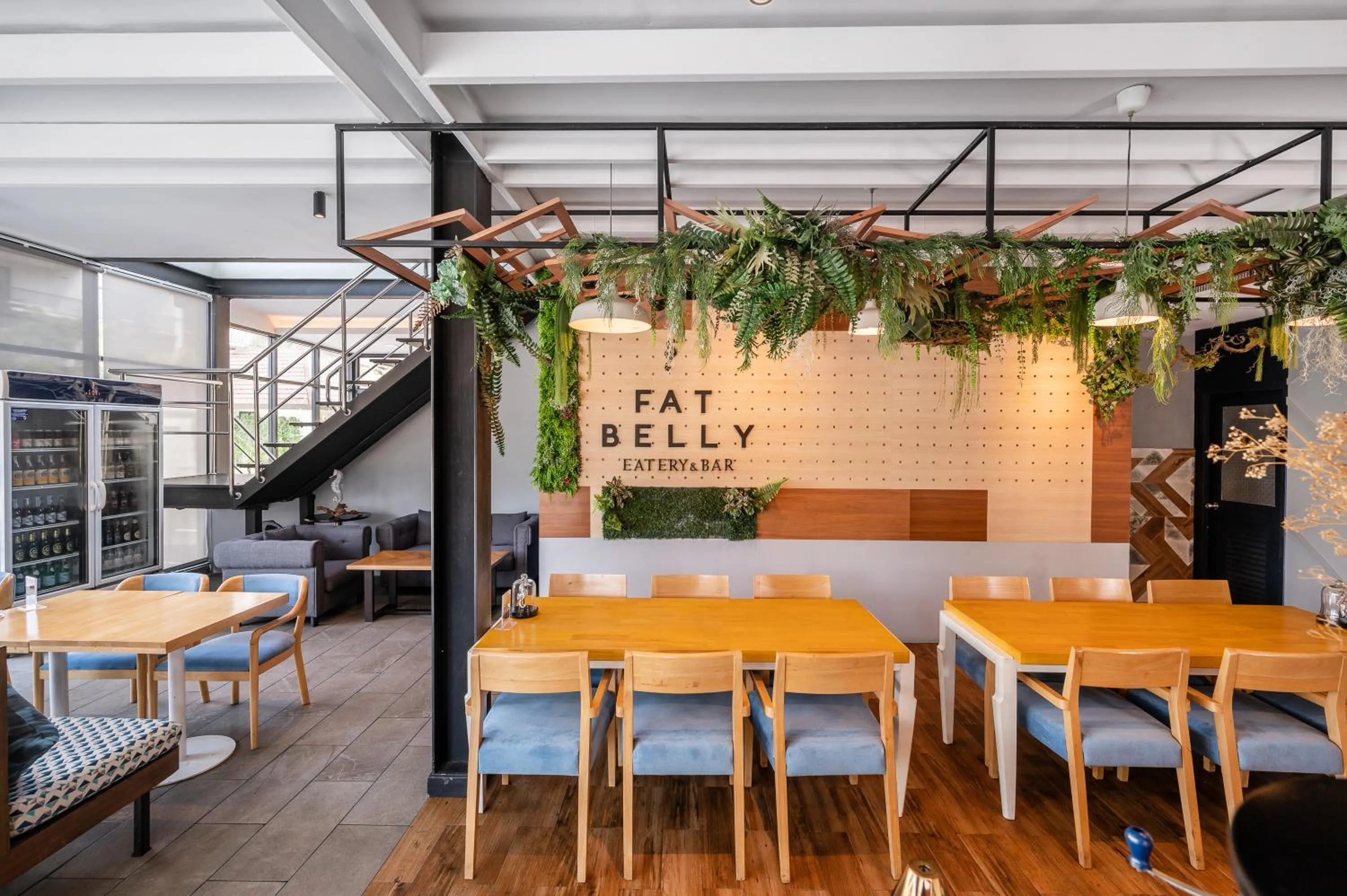 Restaurant/places to eat in Manhattan Pattaya Hotel - SHA Extra Plus