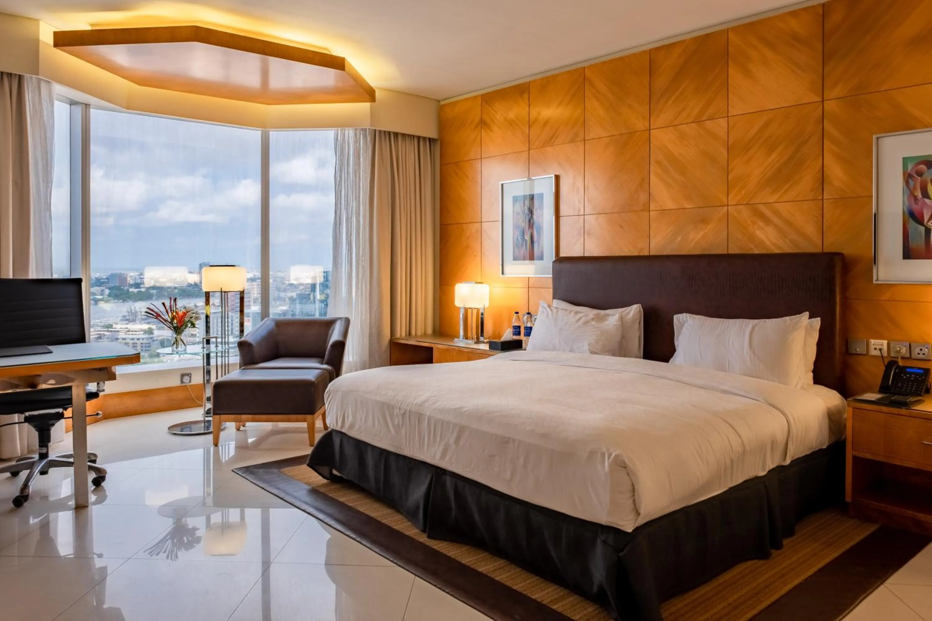 Bedroom, Bed in Lagos Continental Hotel