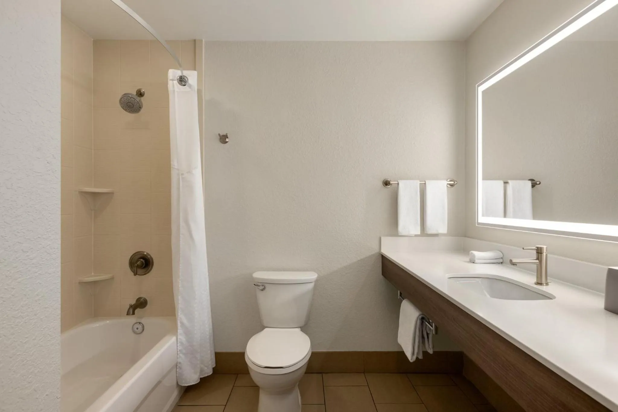 Bathroom in Holiday Inn Express Fort Lauderdale Airport South by IHG