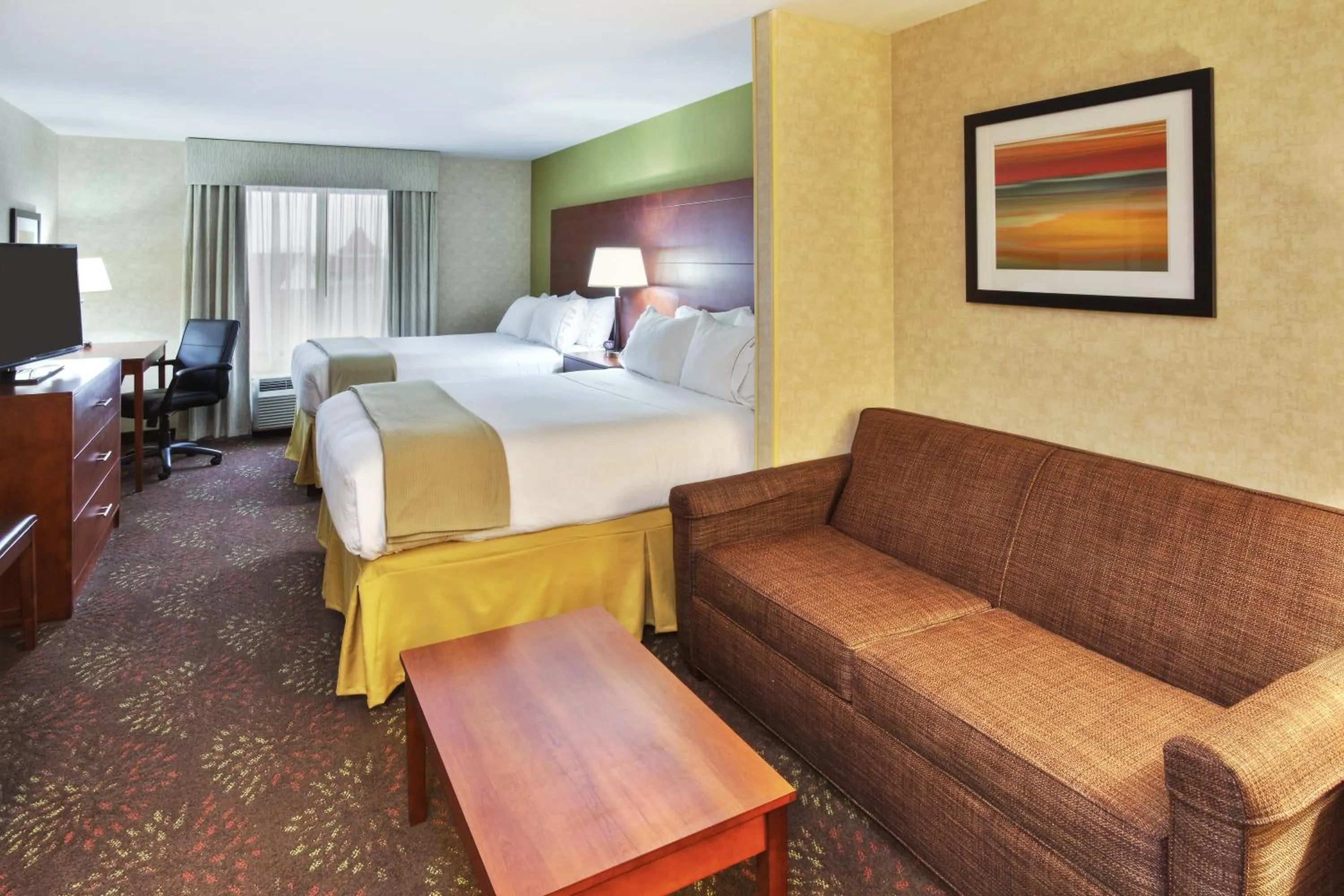 Photo of the whole room, Bed in Holiday Inn Express Frankenmuth by IHG