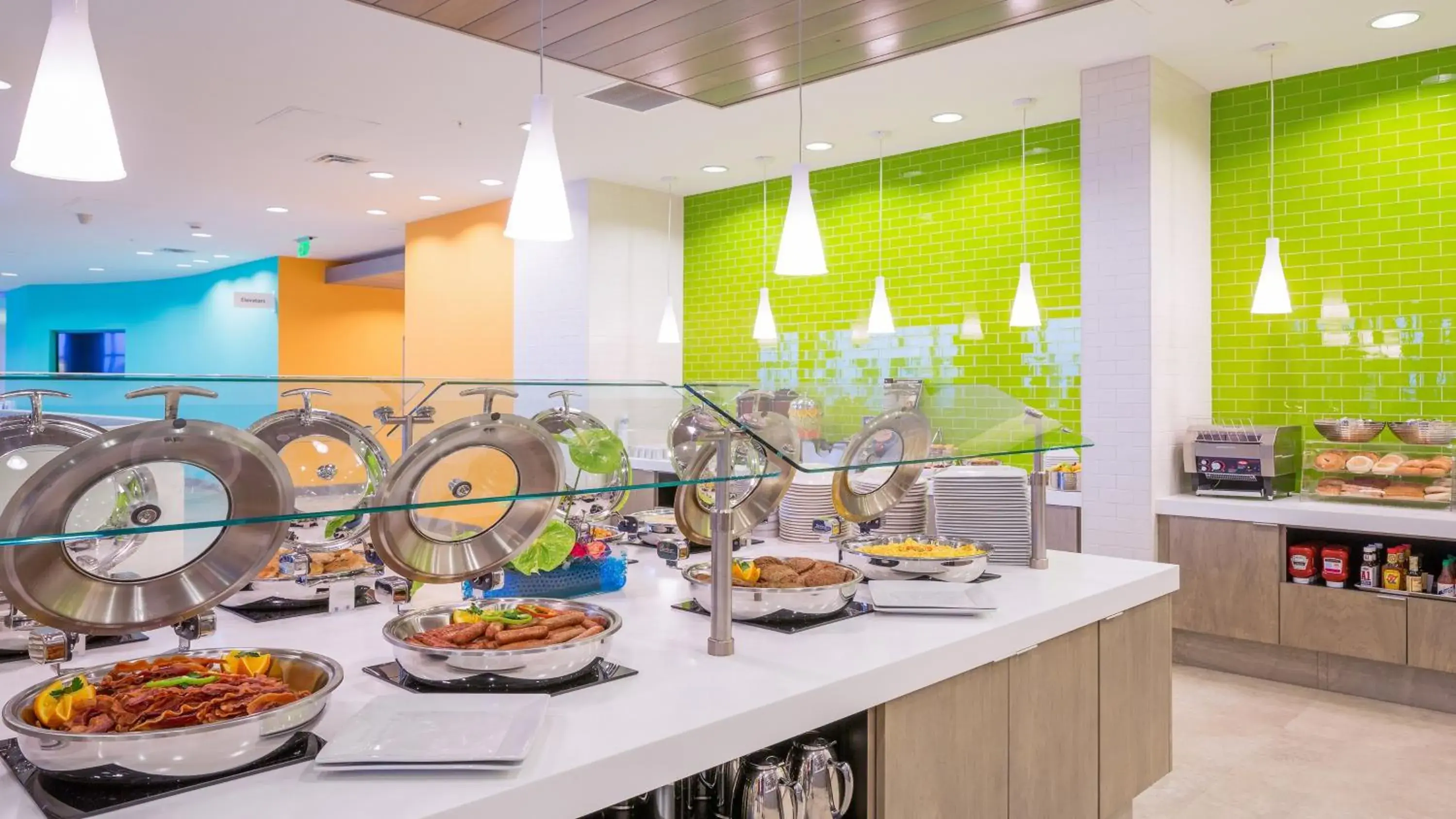 Restaurant/places to eat in Holiday Inn Resort Fort Walton Beach by IHG Restaurant/places to eat in Holiday Inn Resort Fort Walton Beach by IHG