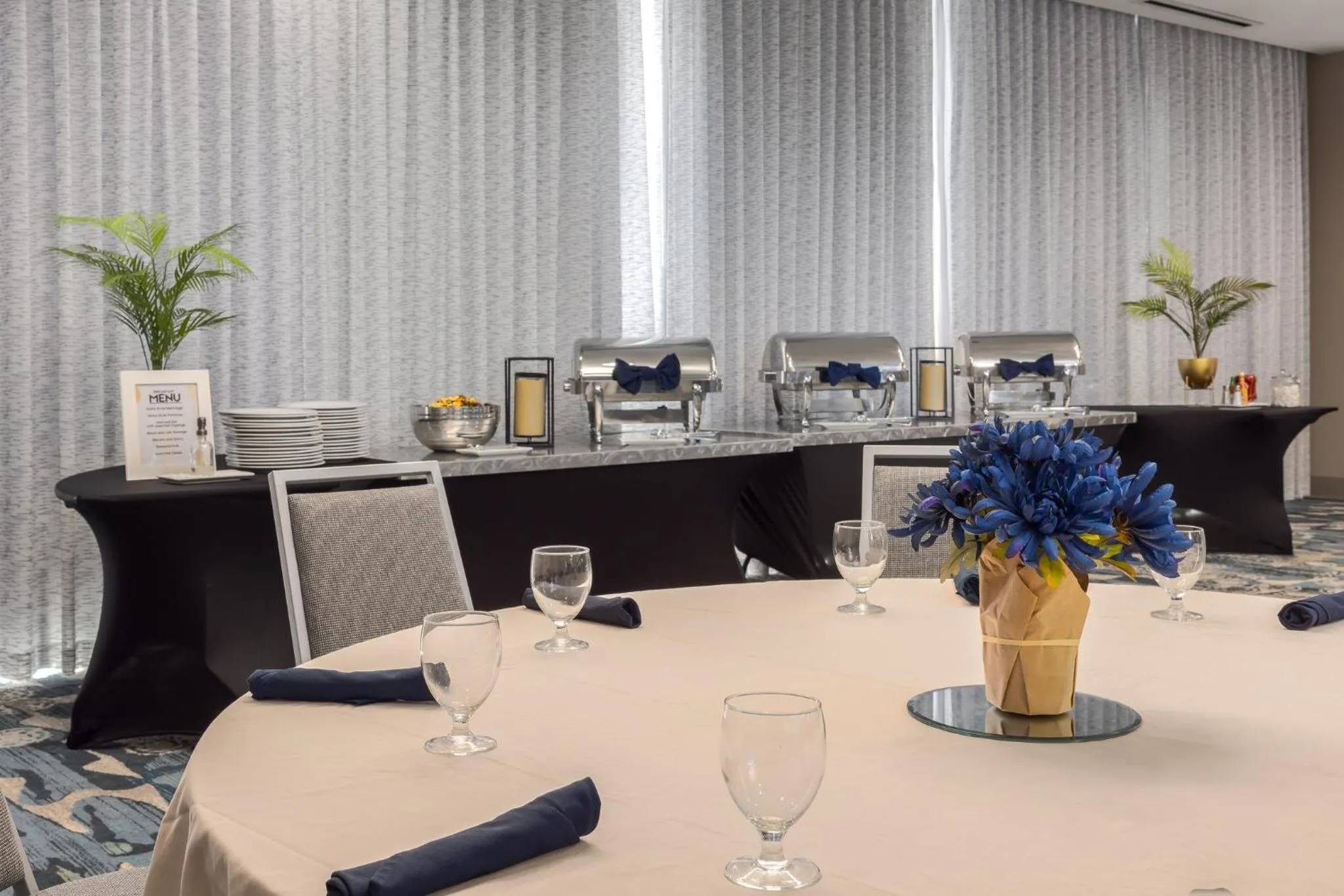 Meeting/conference room in Holiday Inn Resort Fort Walton Beach by IHG