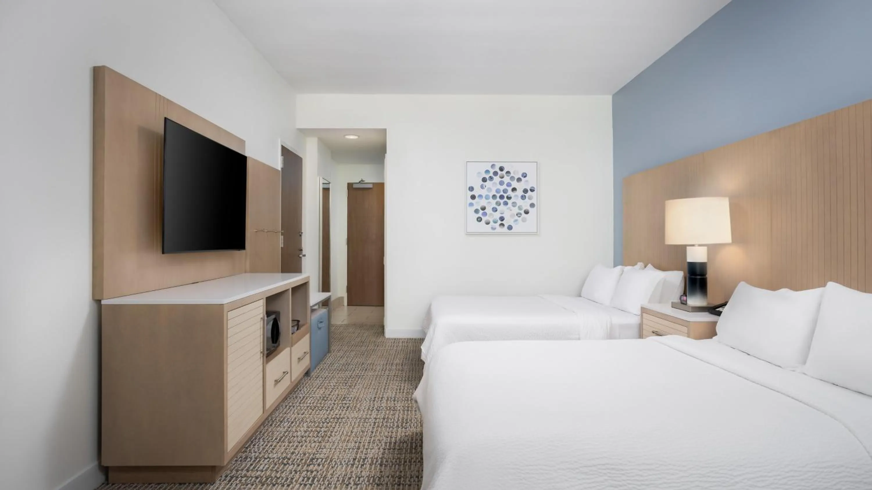 Photo of the whole room, Bed in Holiday Inn Resort Fort Walton Beach by IHG
