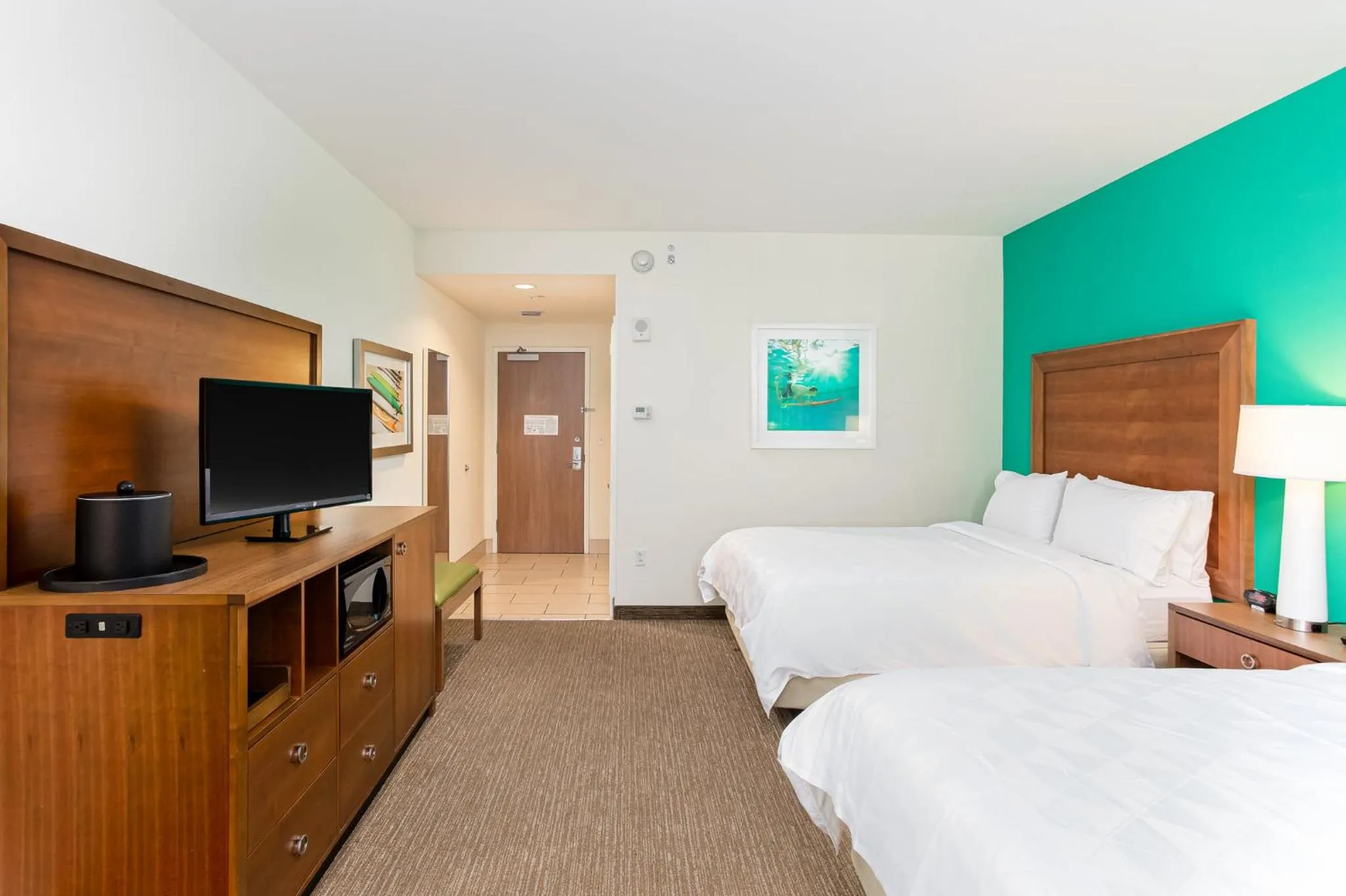 Photo of the whole room, Bed in Holiday Inn Resort Fort Walton Beach by IHG
