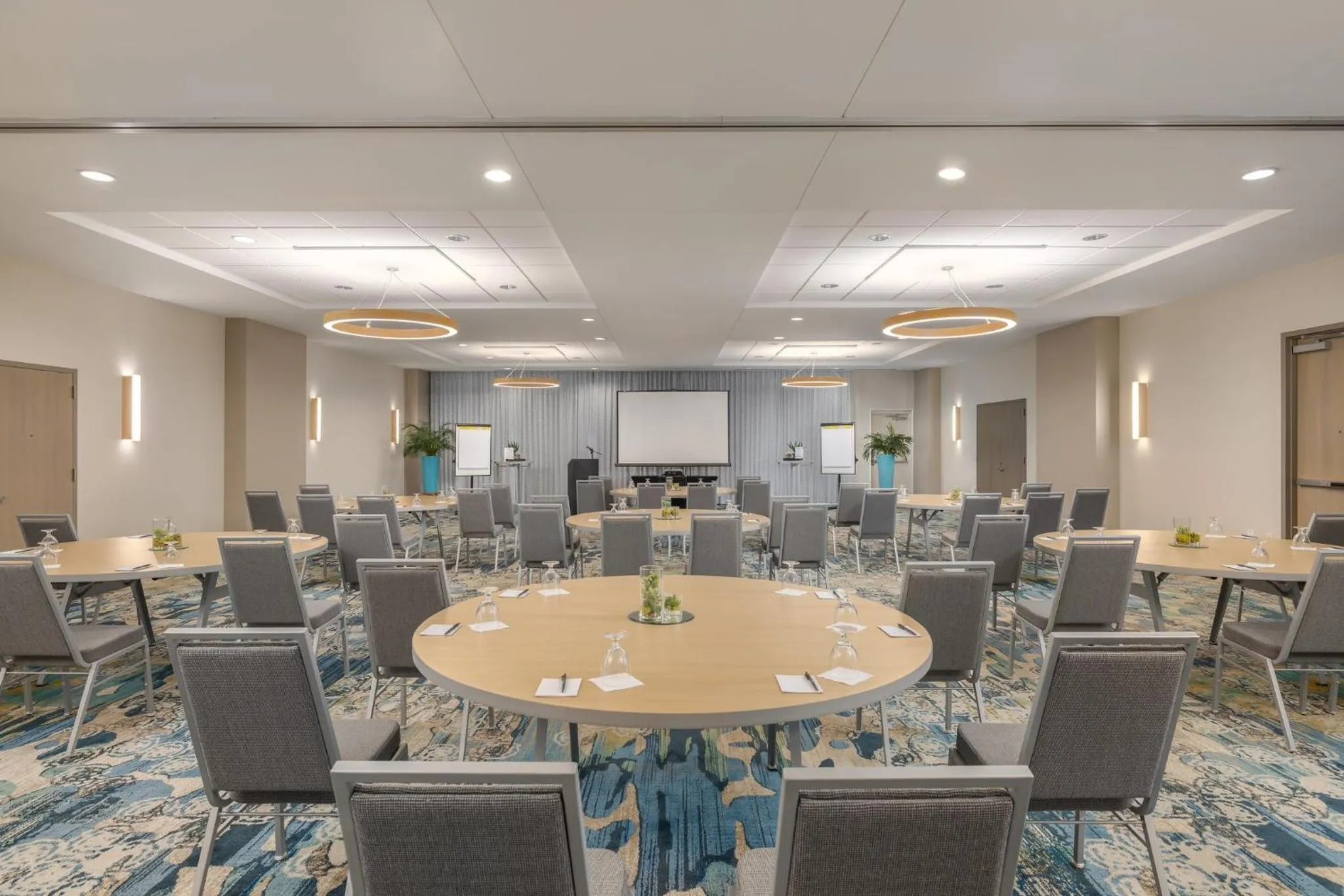 Meeting/conference room in Holiday Inn Resort Fort Walton Beach by IHG