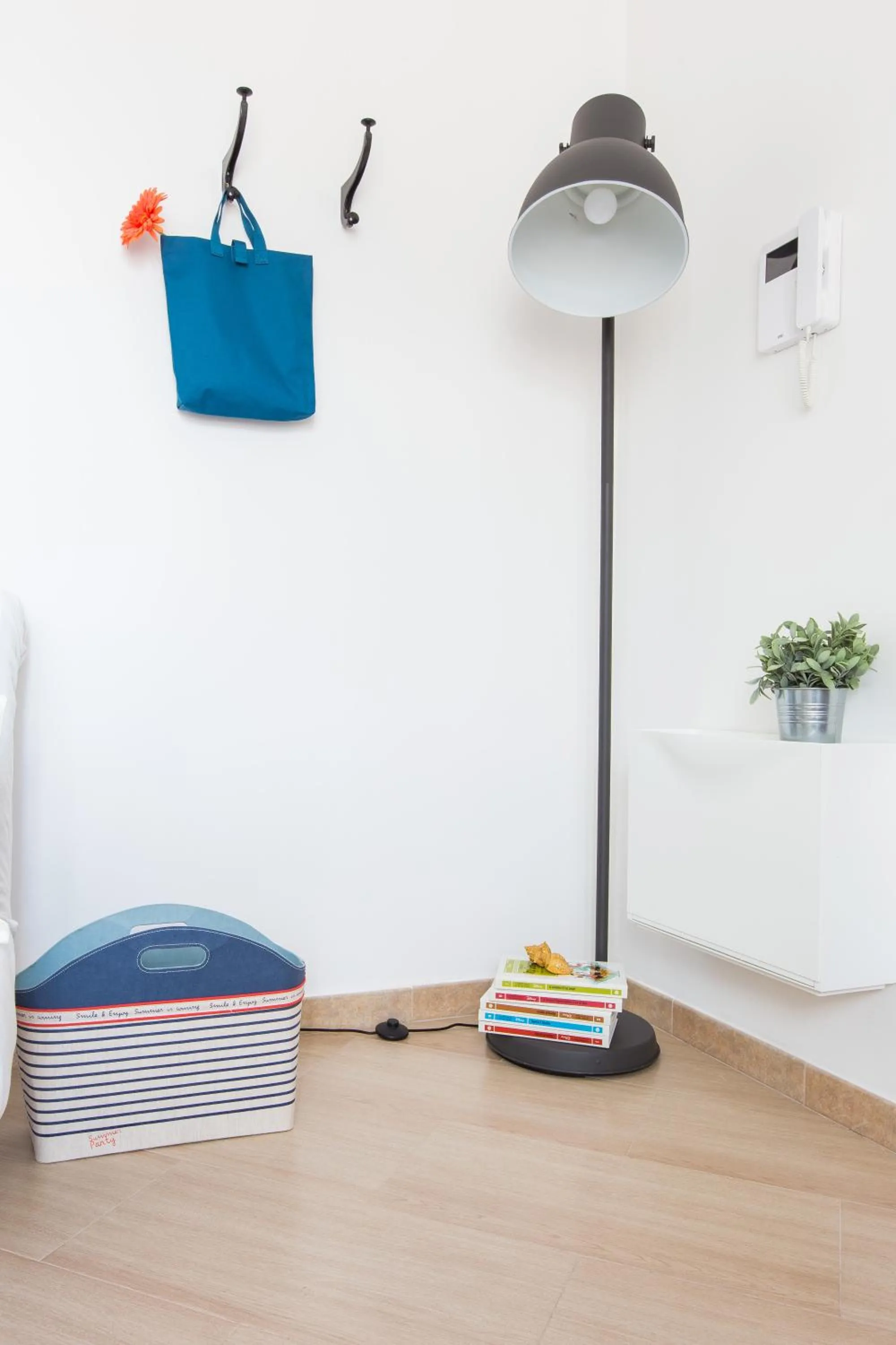 Decorative detail in Isola Blu