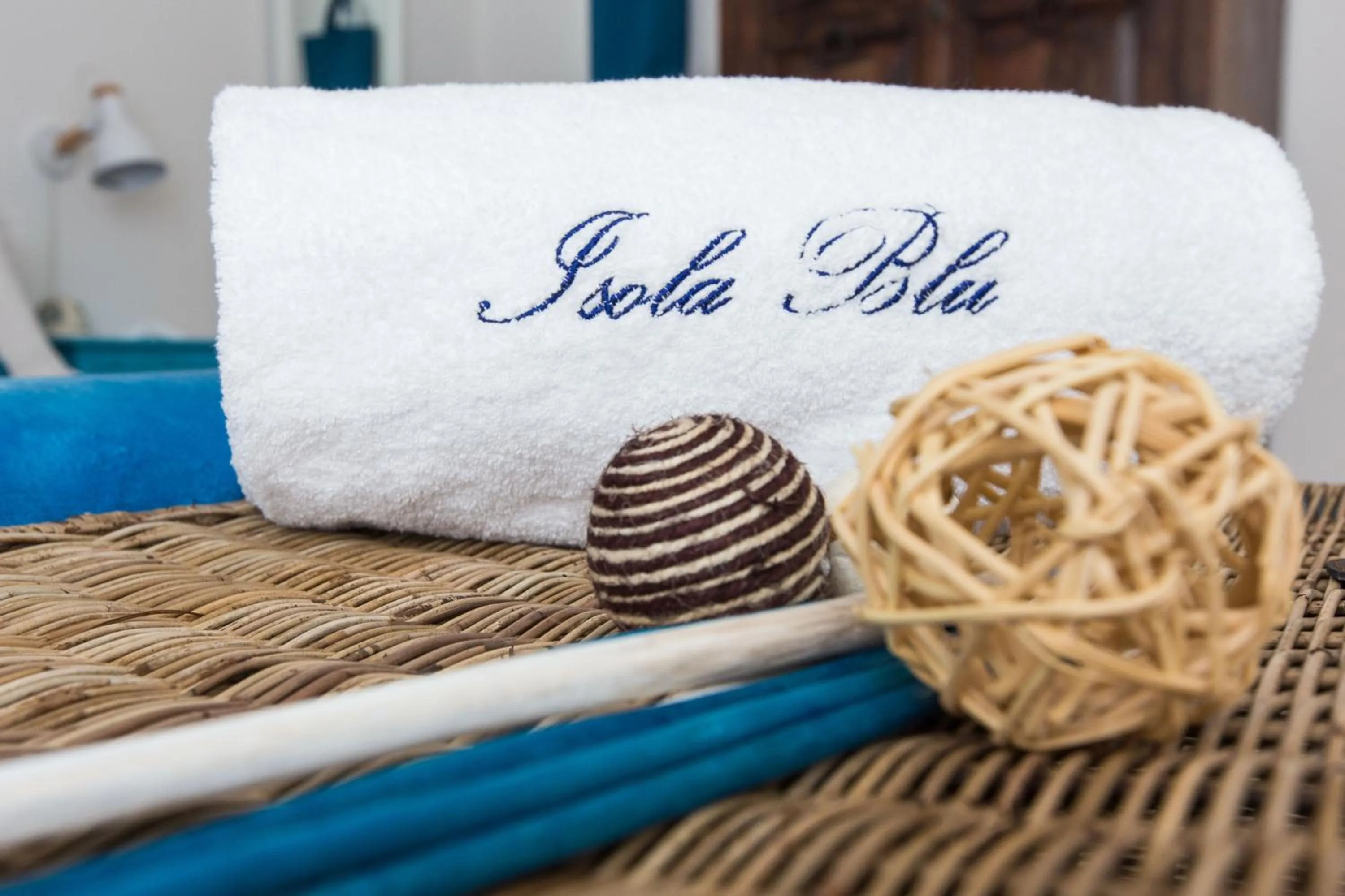 Decorative detail, Bed in Isola Blu
