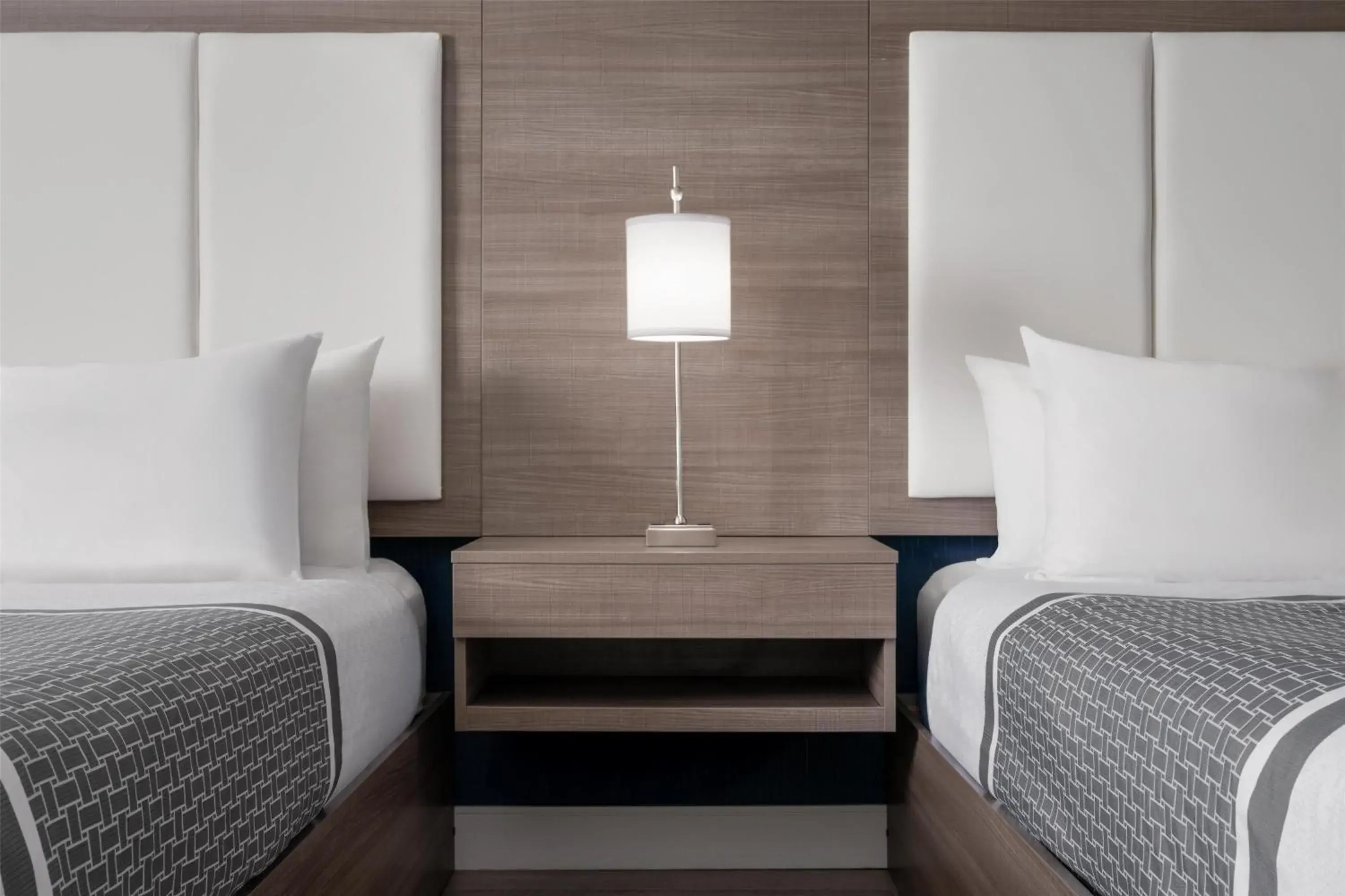 Queen Room with Two Queen Beds and Kitchenette in Best Western Plus Gateway to the Falls Queen Room with Two Queen Beds and Kitchenette in Best Western Plus Gateway to the Falls