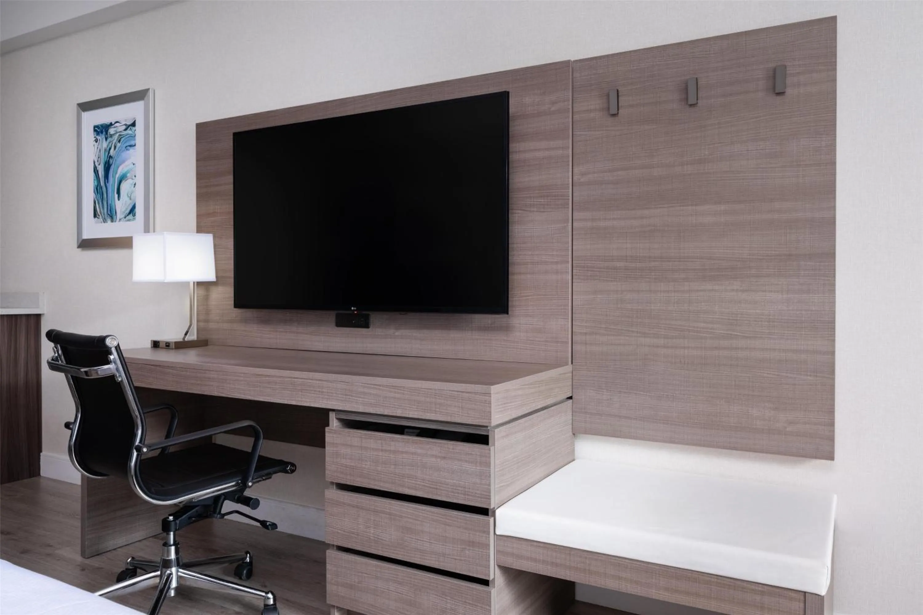 Bedroom in Best Western Plus Gateway to the Falls