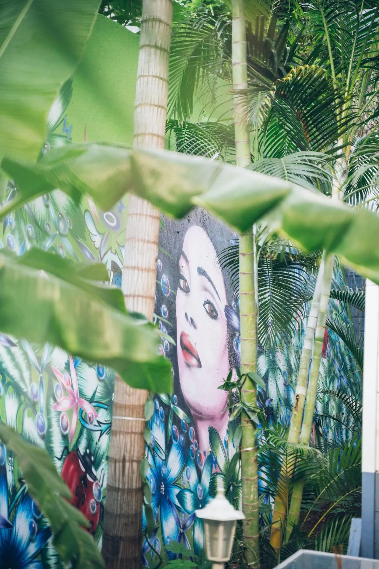 Decorative detail in Lindsey Hôtel