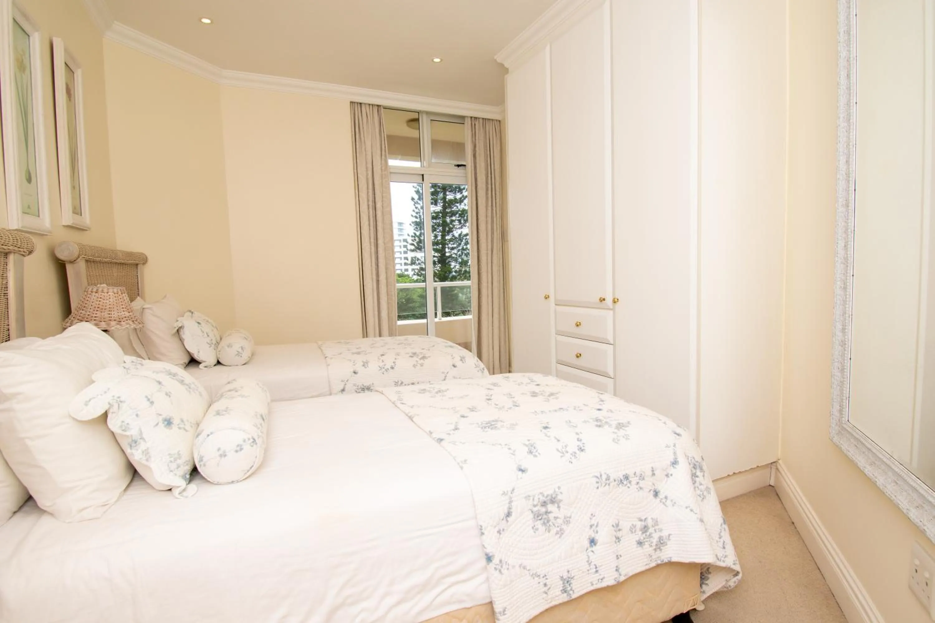 Bed in 201 Oyster Quays - by Stay in Umhlanga