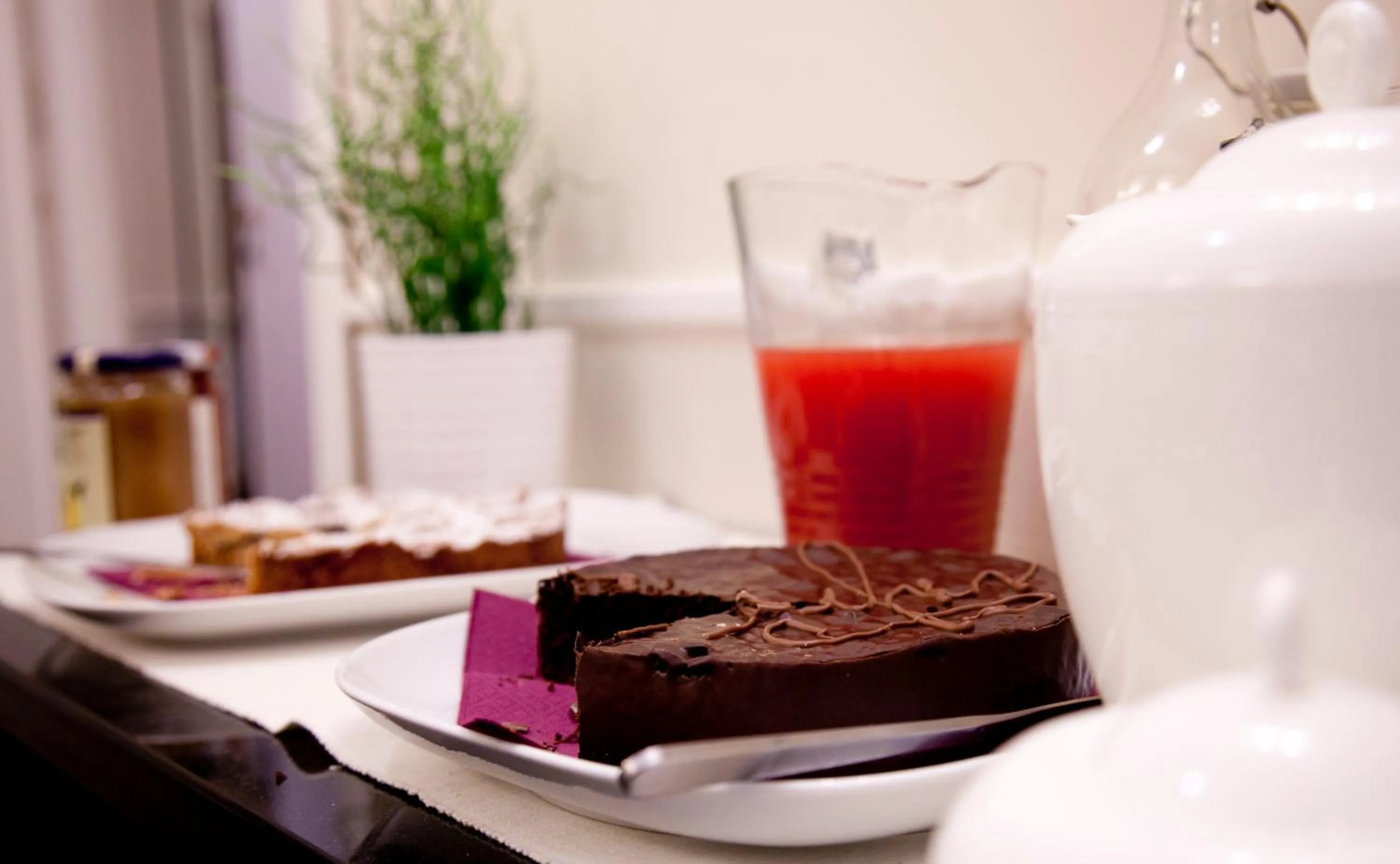 Food in Colfelice Rooms