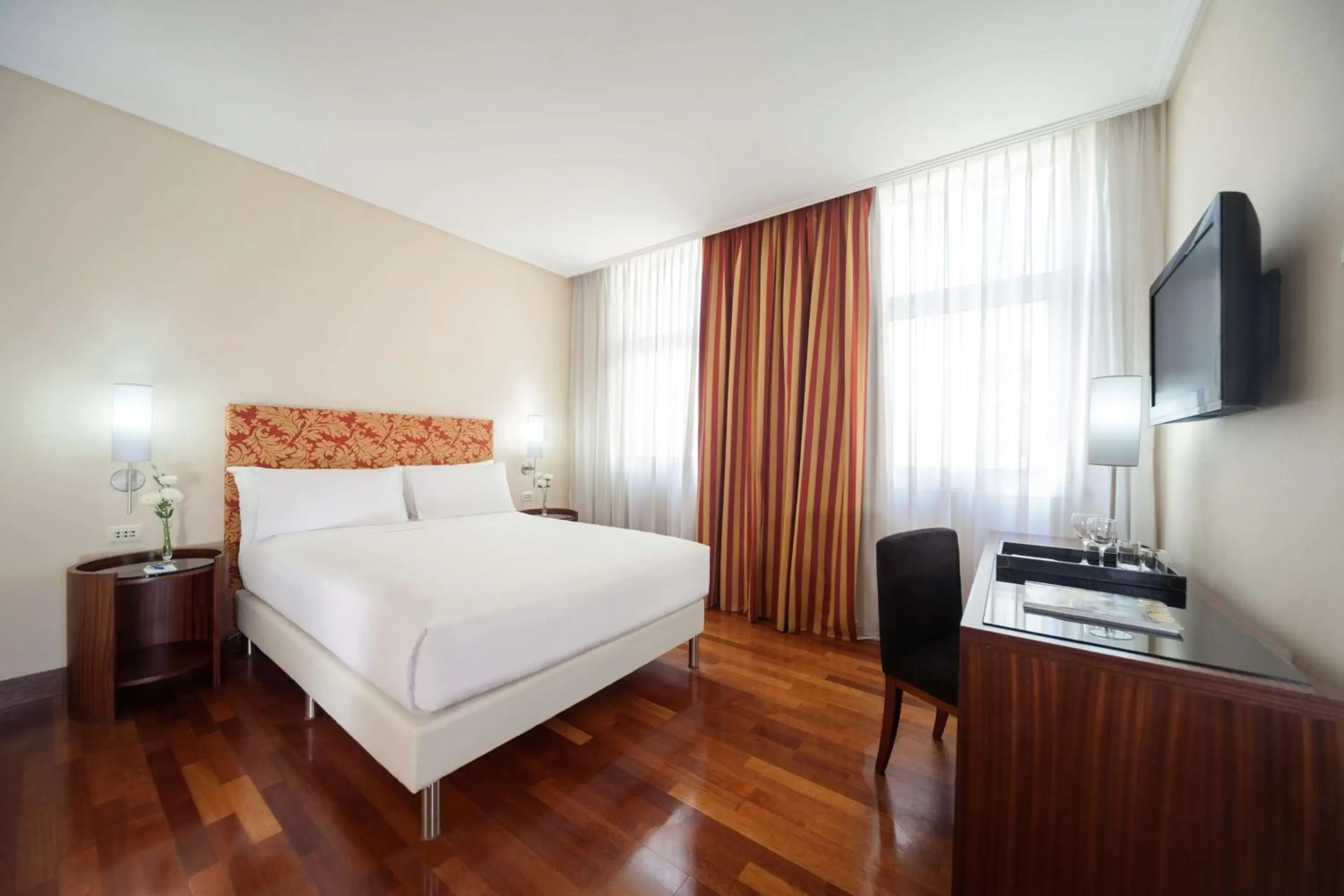 Standard Triple Room in NH City Buenos Aires Standard Triple Room in NH City Buenos Aires