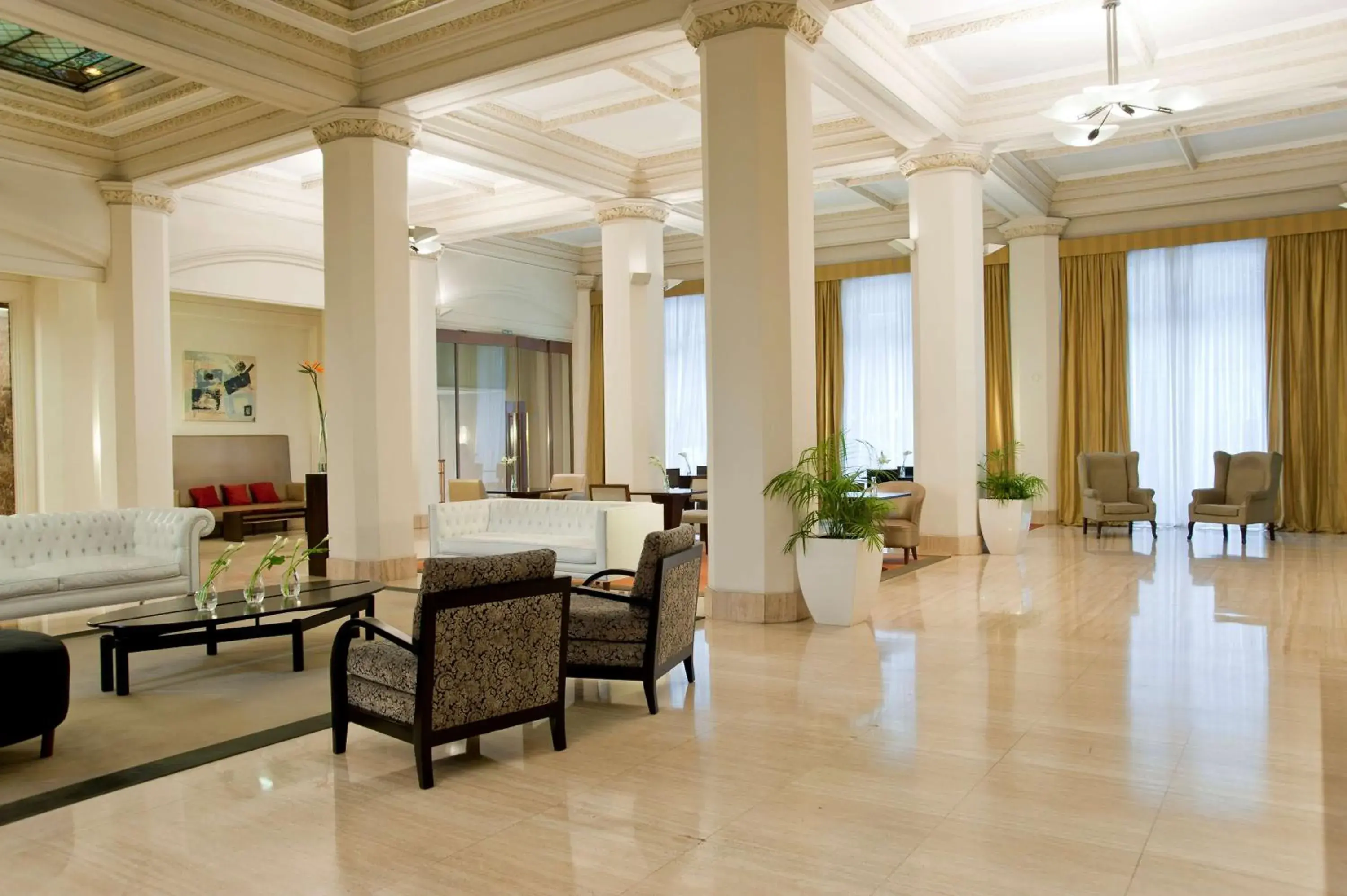 Lobby or reception in NH City Buenos Aires Lobby or reception in NH City Buenos Aires