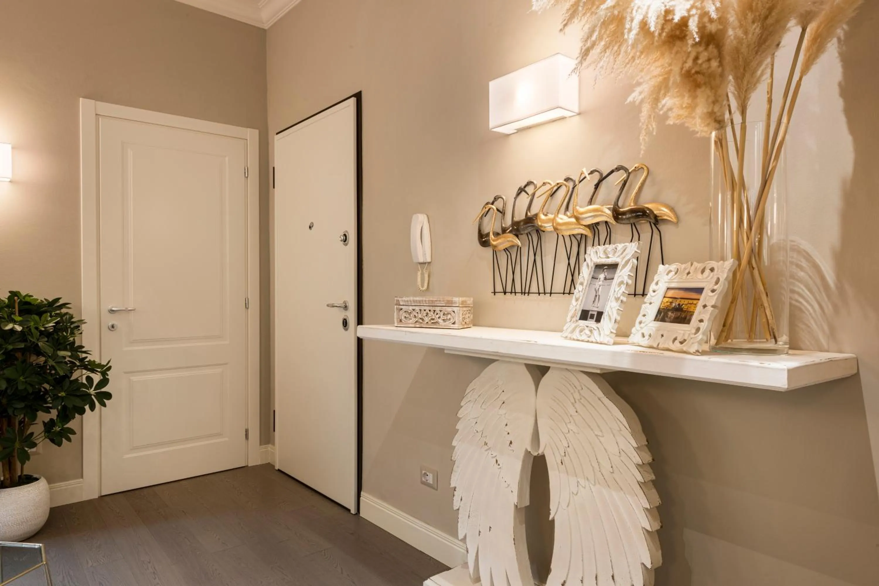 Living room in Michelangelo Hideaway by Mmega