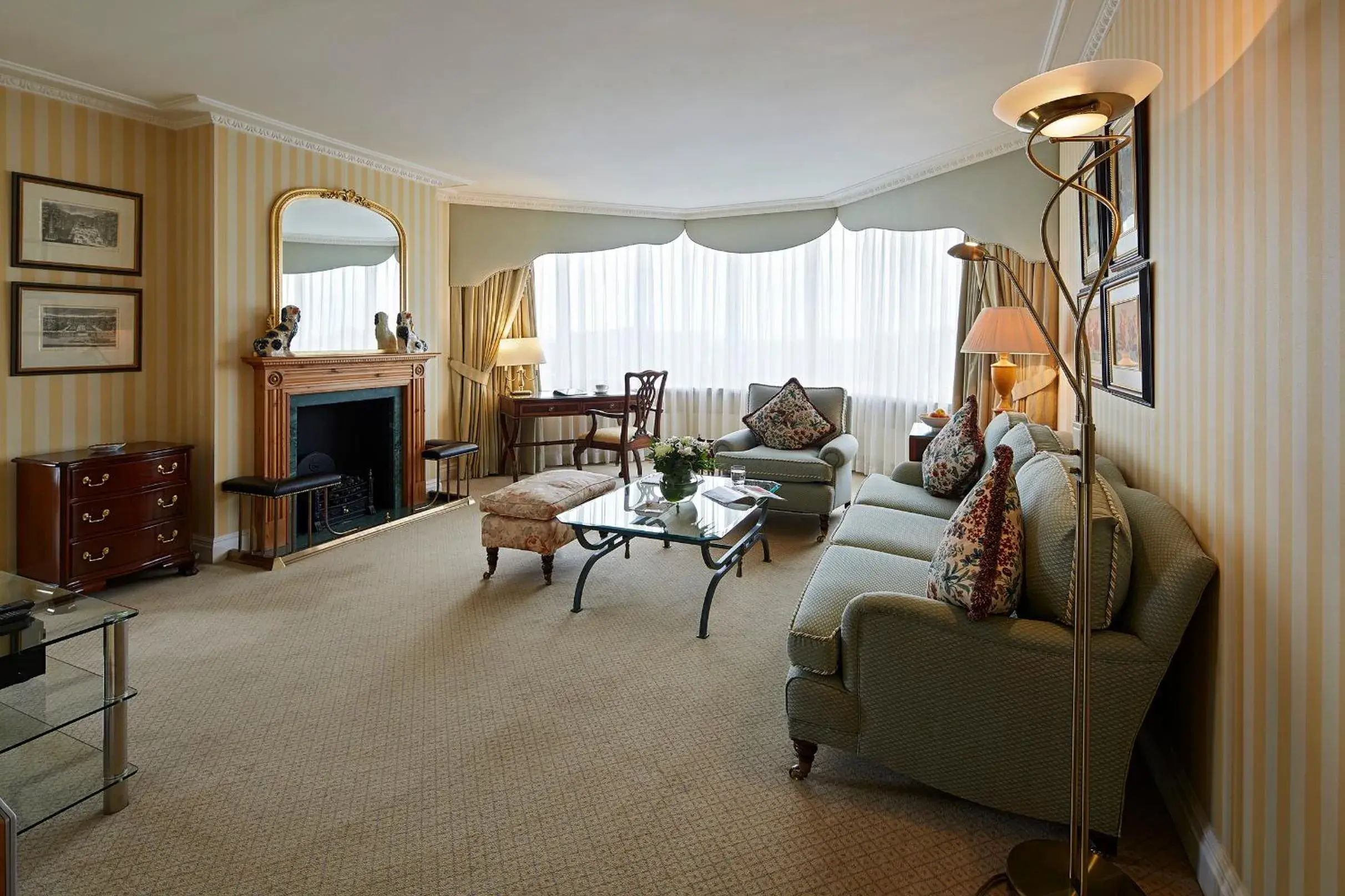 Cheval Thorney Court at Hyde Park Cheval Thorney Court at Hyde Park