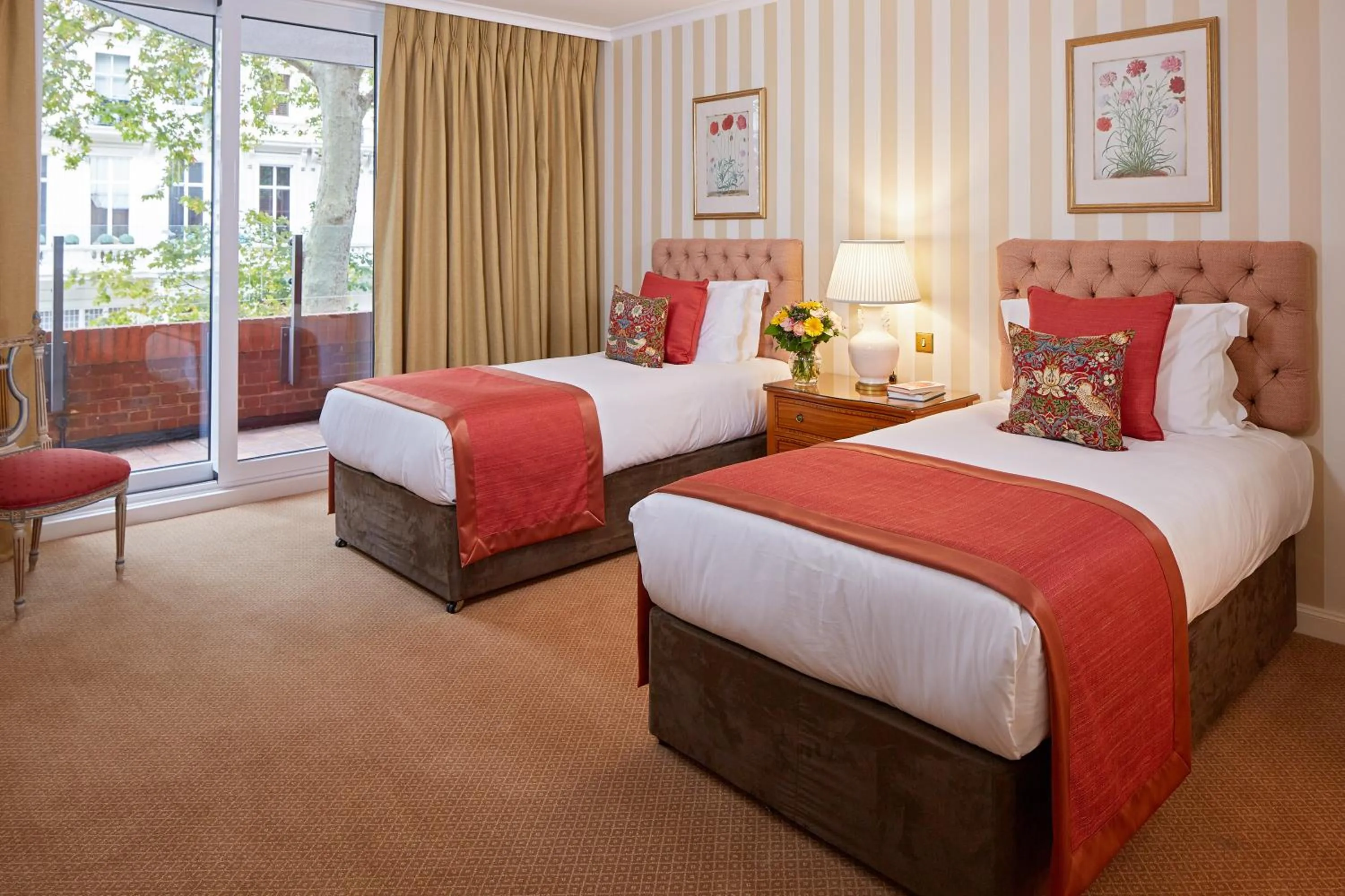 Bed in Cheval Thorney Court at Hyde Park