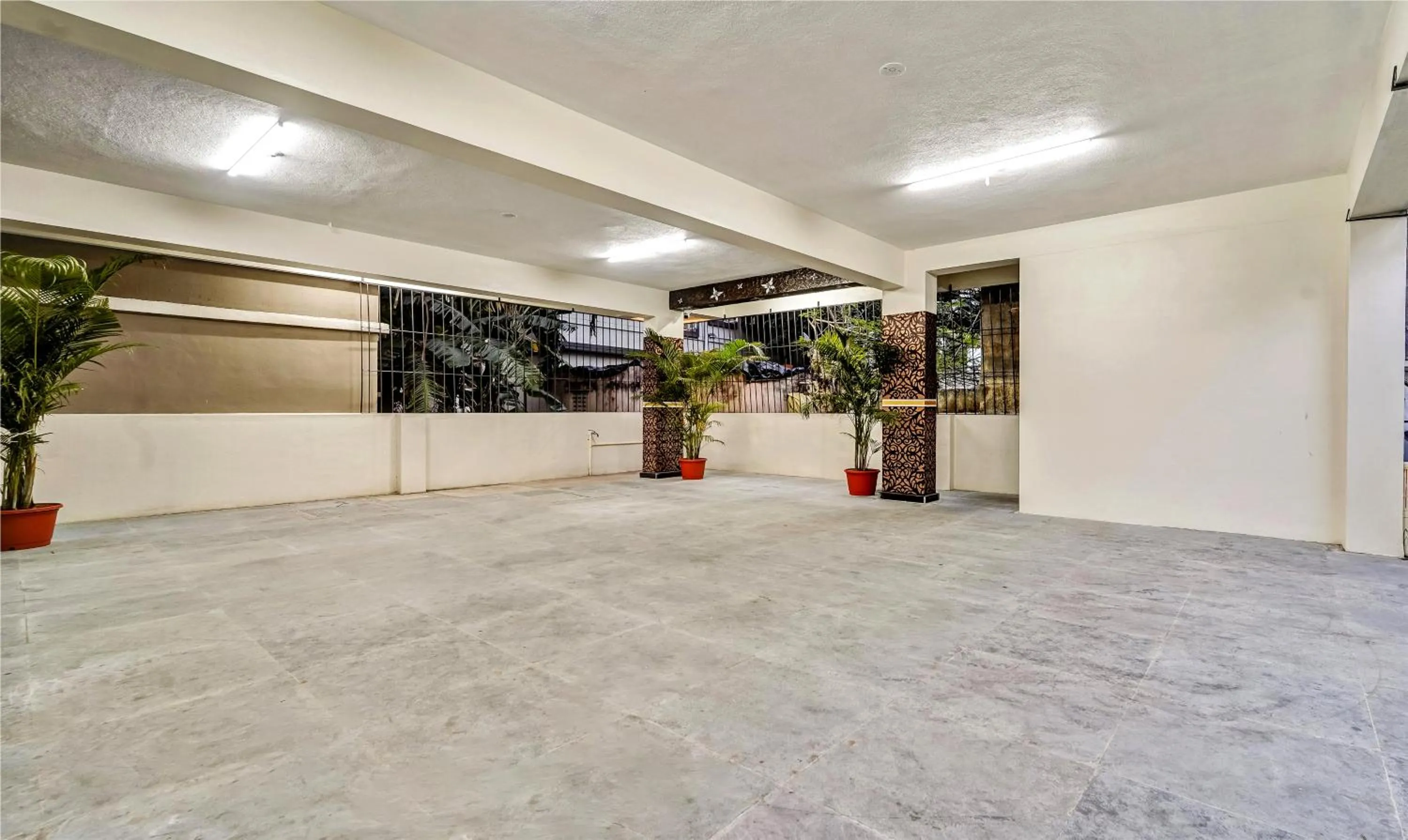 Parking in Treebo Sripadha Residency Alipiri Road