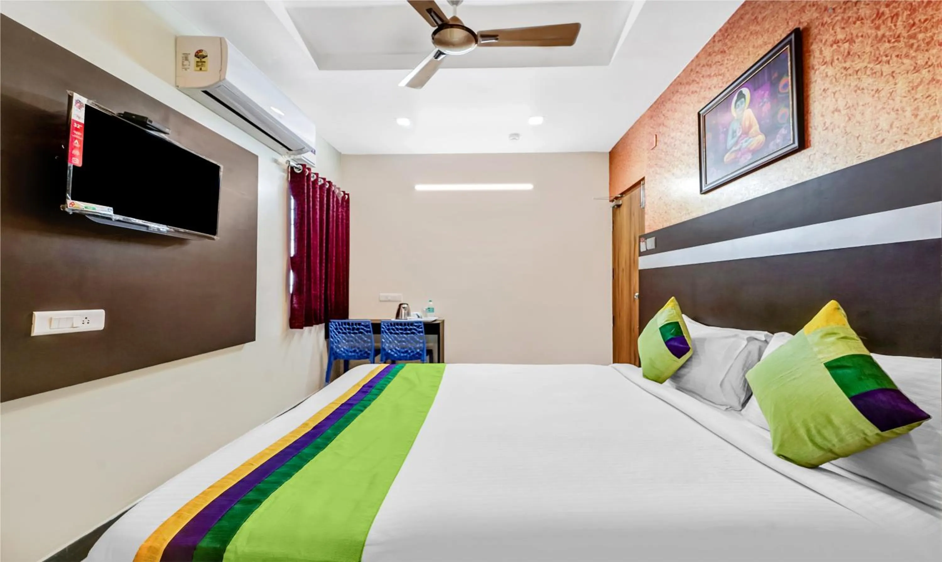 Bedroom, Bed in Treebo Sripadha Residency Alipiri Road